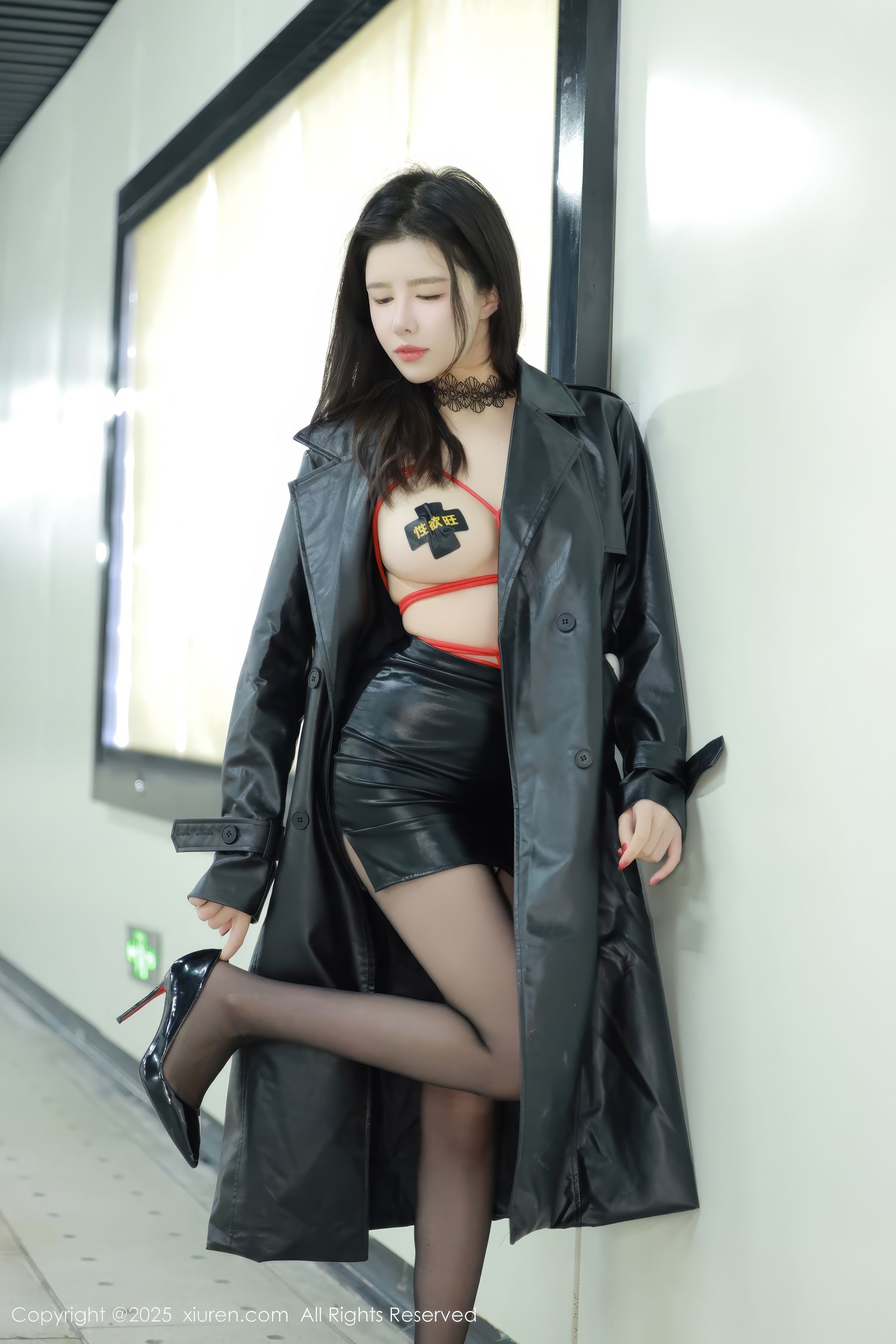 [秀人XiuRen] 2025.02.08 No.9855 唐翩翩/(90P)