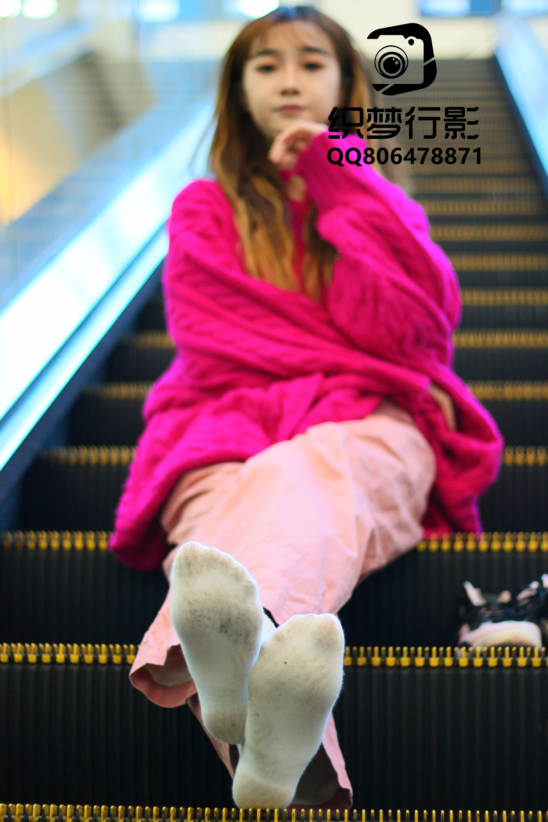 [织梦映像] 叱咤红人-商场多场景拍摄/(311P)