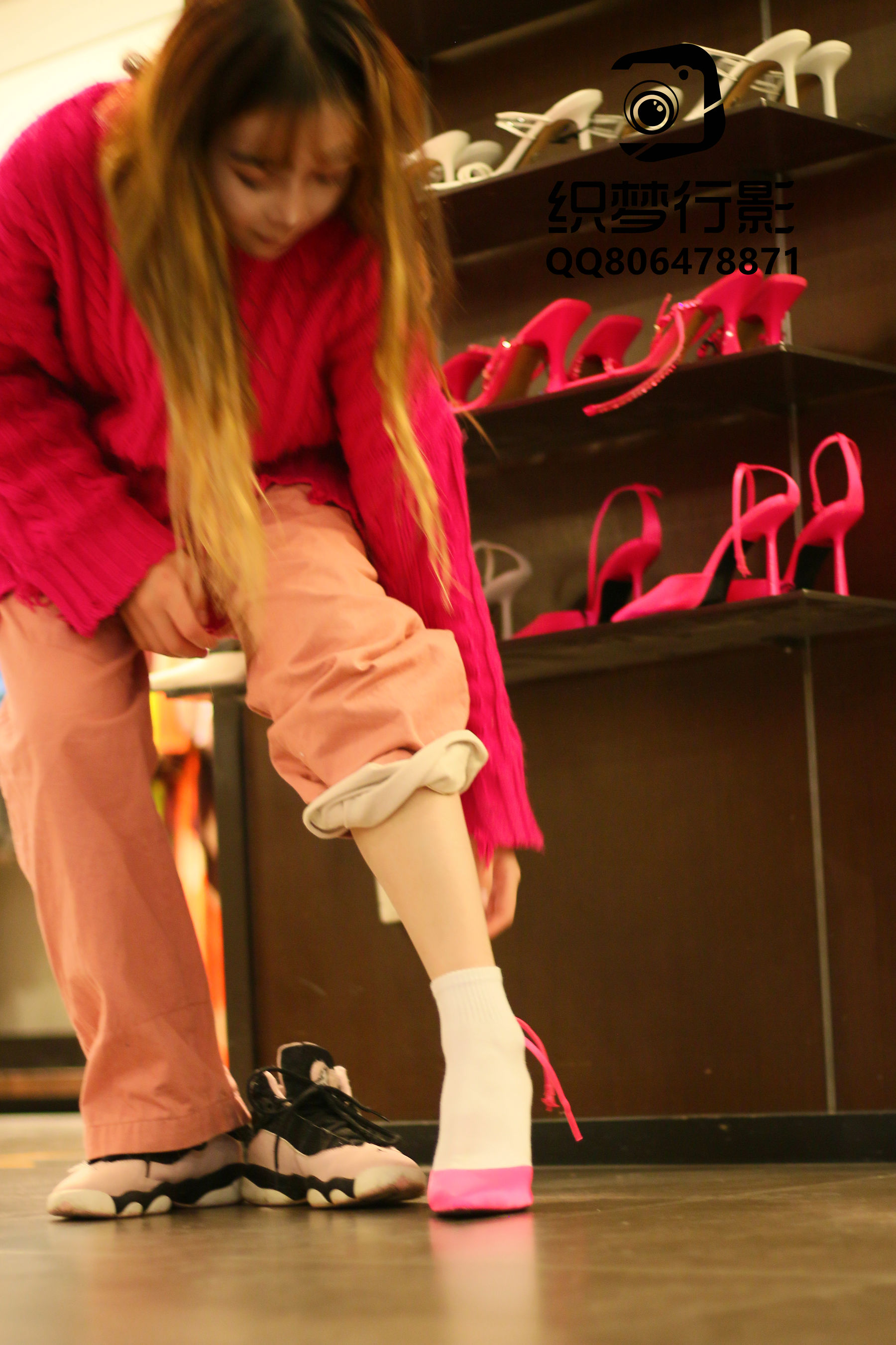 [织梦映像] 叱咤红人-商场多场景拍摄/(311P)