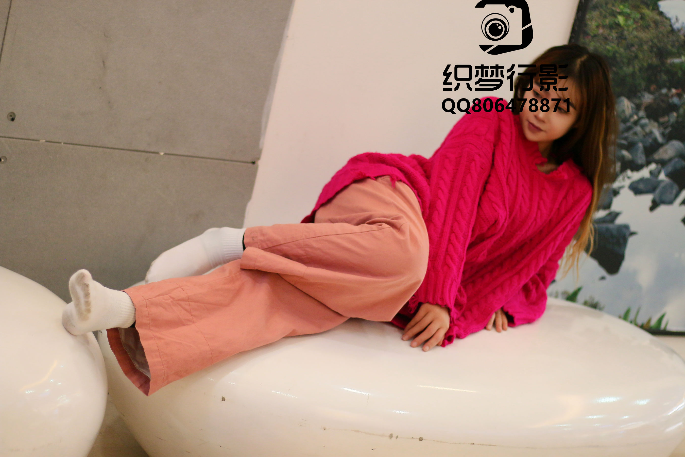 [织梦映像] 叱咤红人-商场多场景拍摄/(311P)