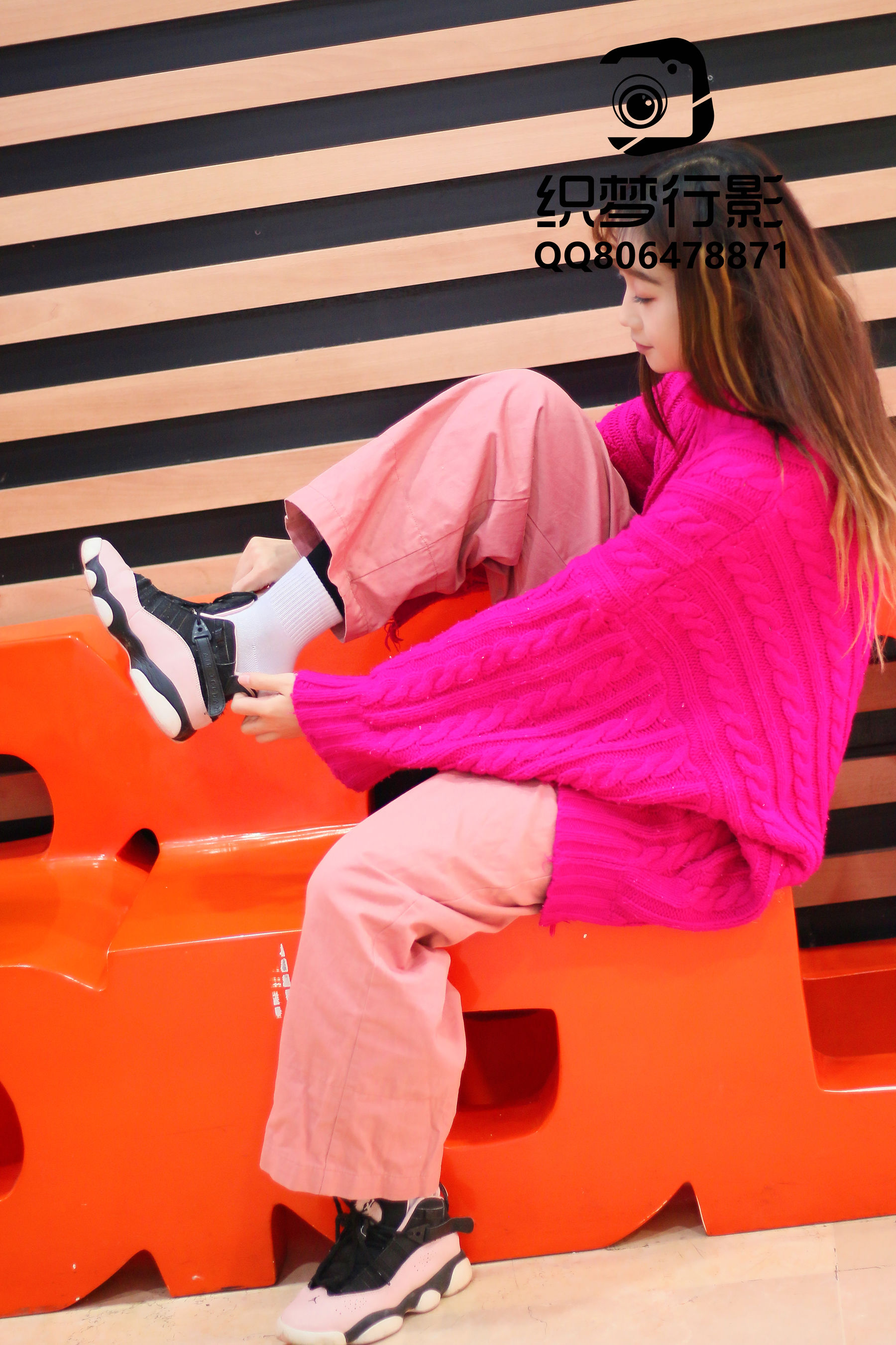 [织梦映像] 叱咤红人-商场多场景拍摄/(311P)