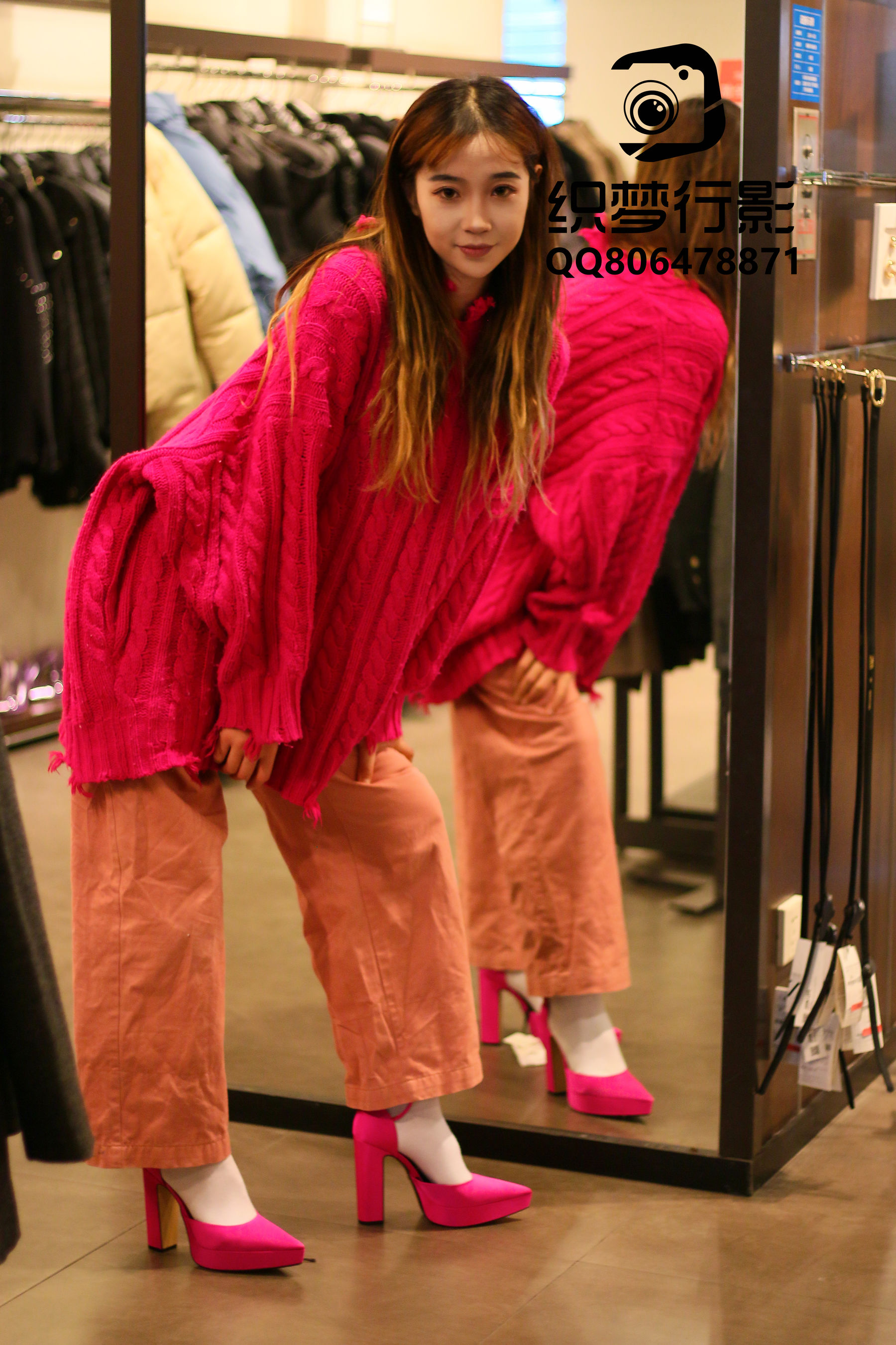 [织梦映像] 叱咤红人-商场多场景拍摄/(311P)