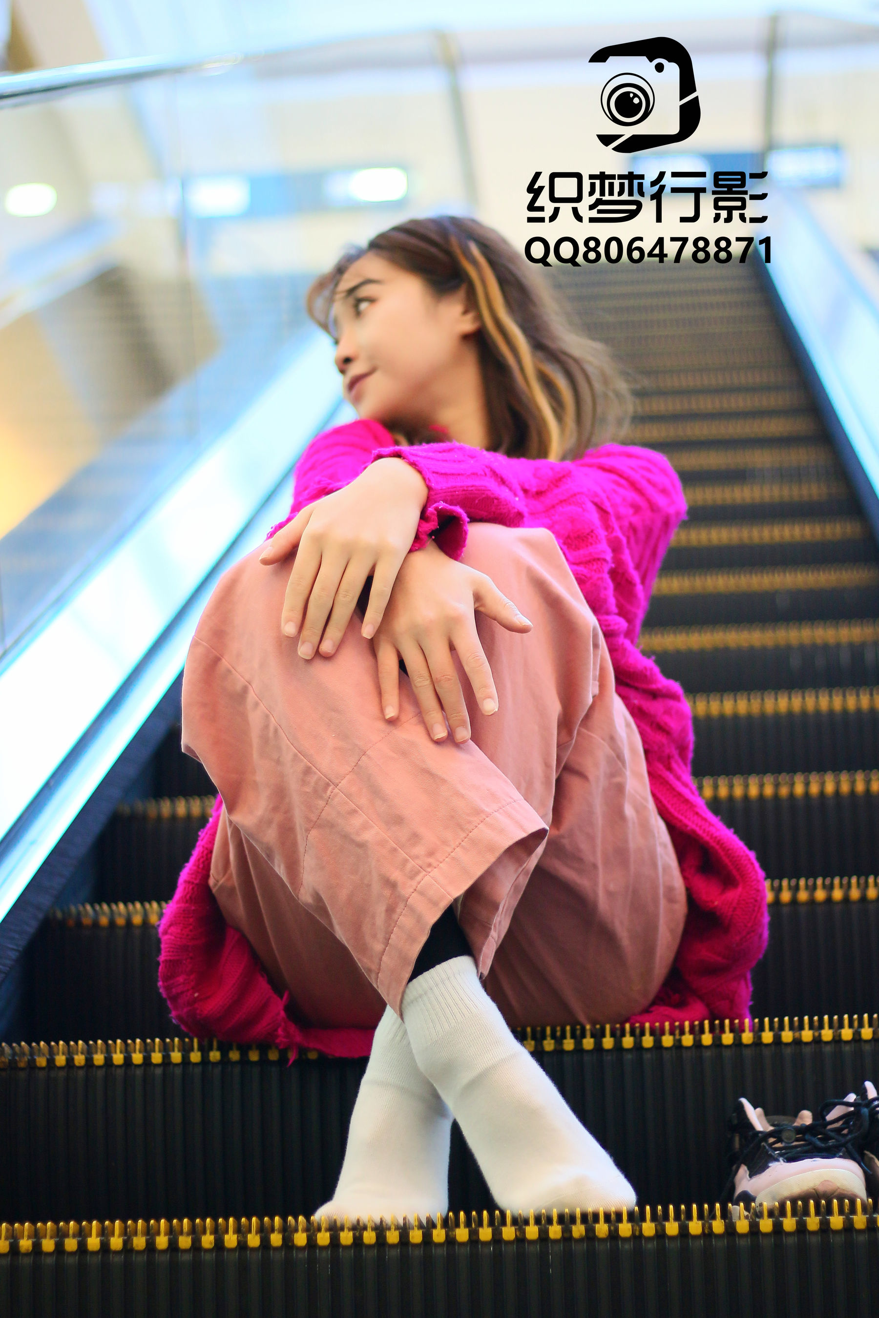 [织梦映像] 叱咤红人-商场多场景拍摄/(311P)