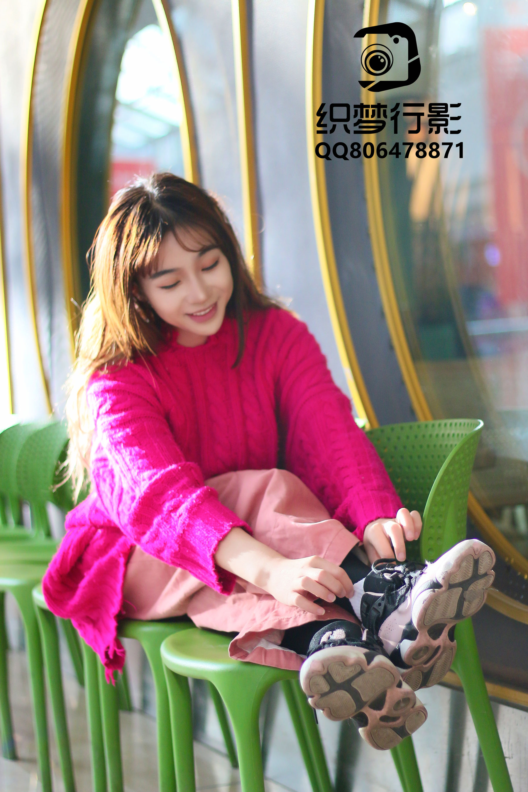 [织梦映像] 叱咤红人-商场多场景拍摄/(311P)