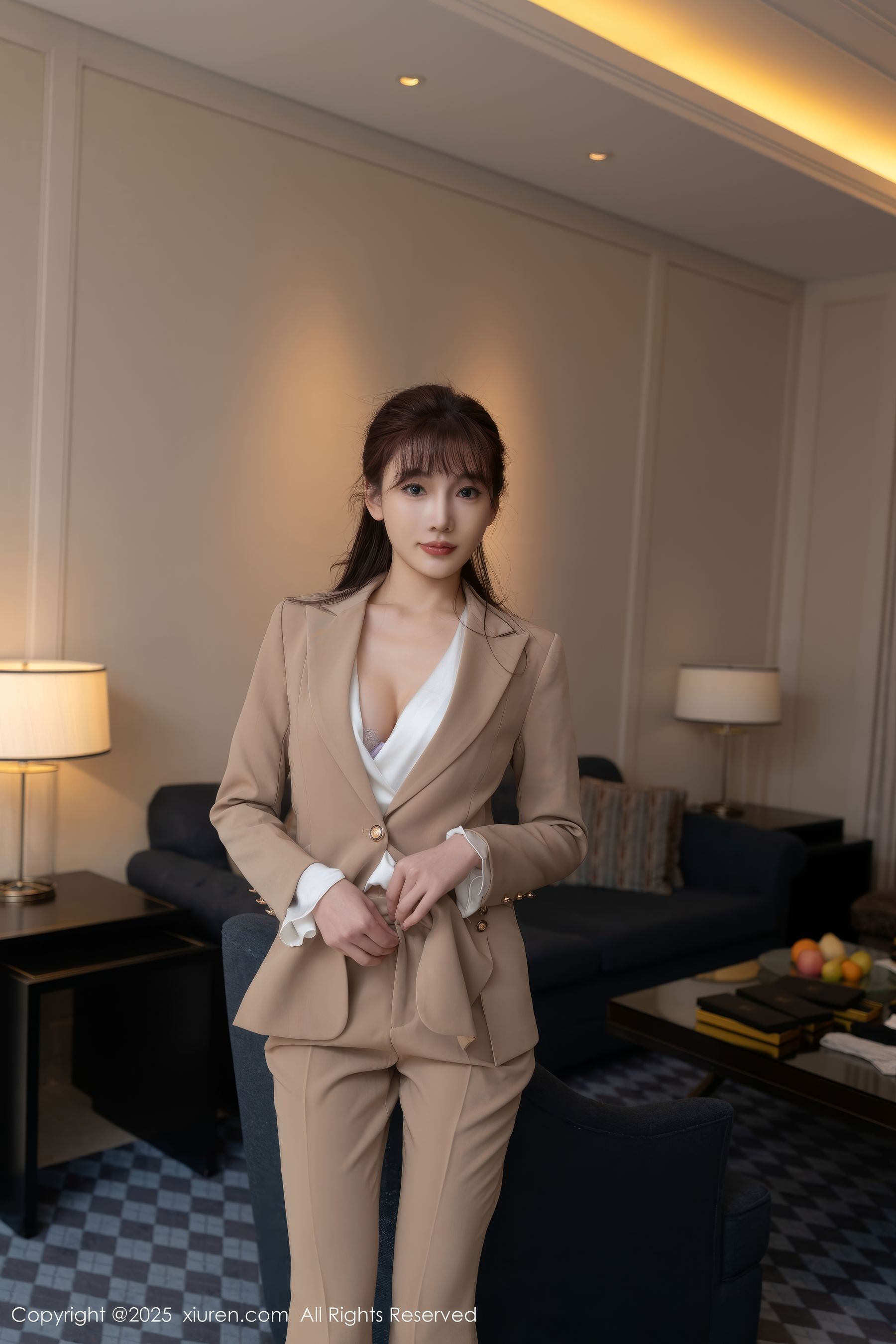 [秀人XiuRen] 2025.02.13 No.9881 陆萱萱/(82P)