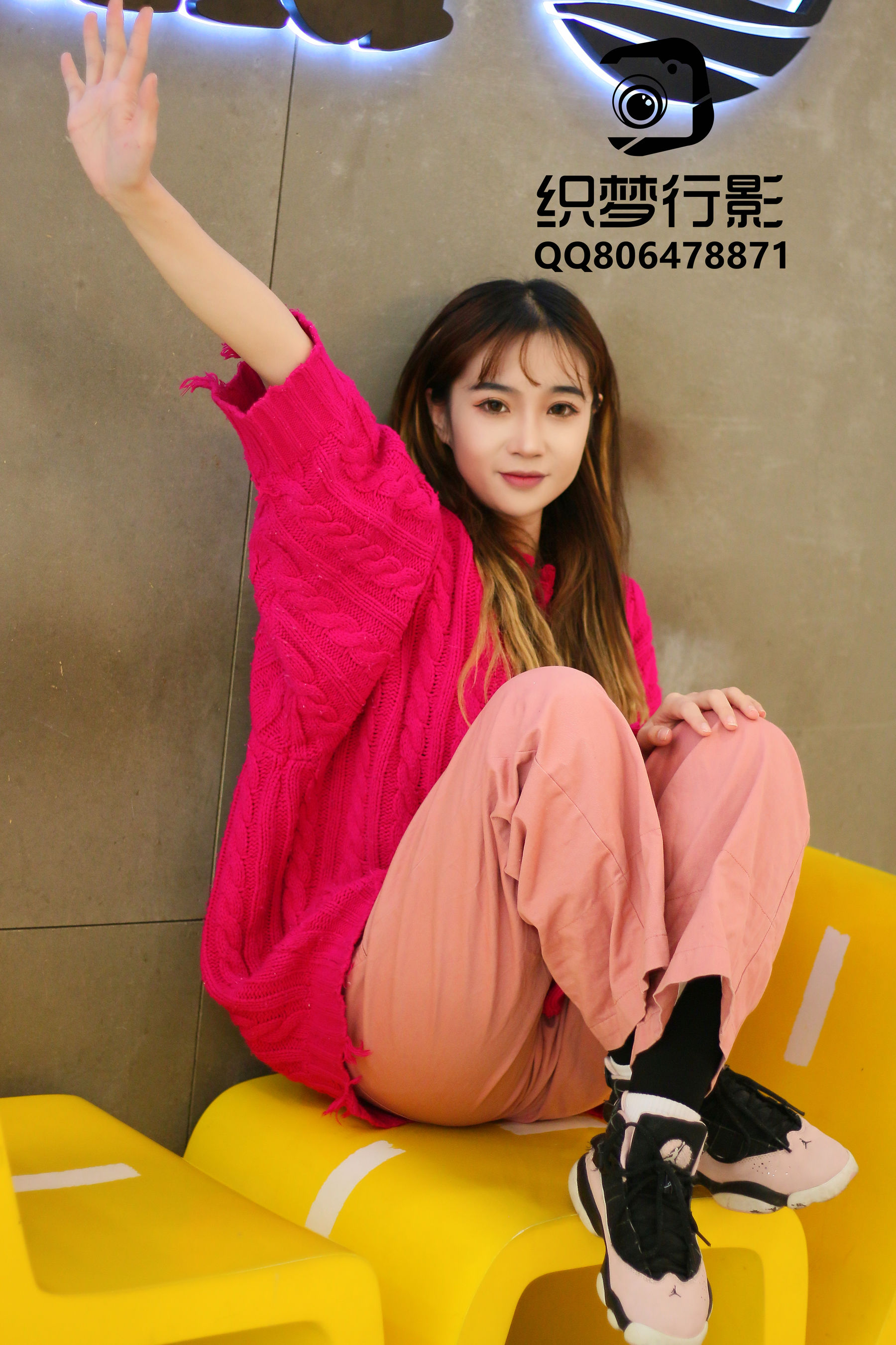 [织梦映像] 叱咤红人-商场多场景拍摄/(311P)