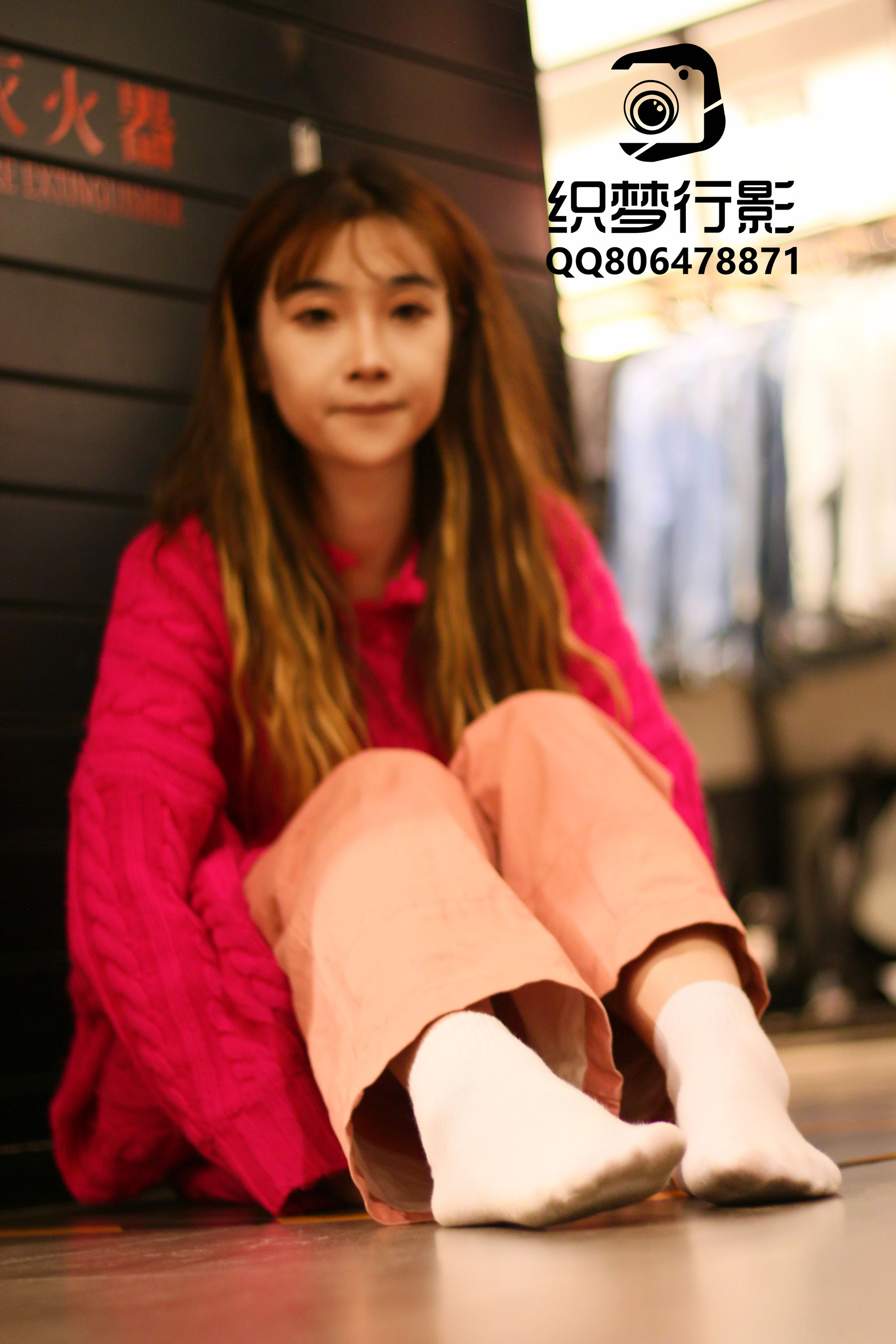 [织梦映像] 叱咤红人-商场多场景拍摄/(311P)