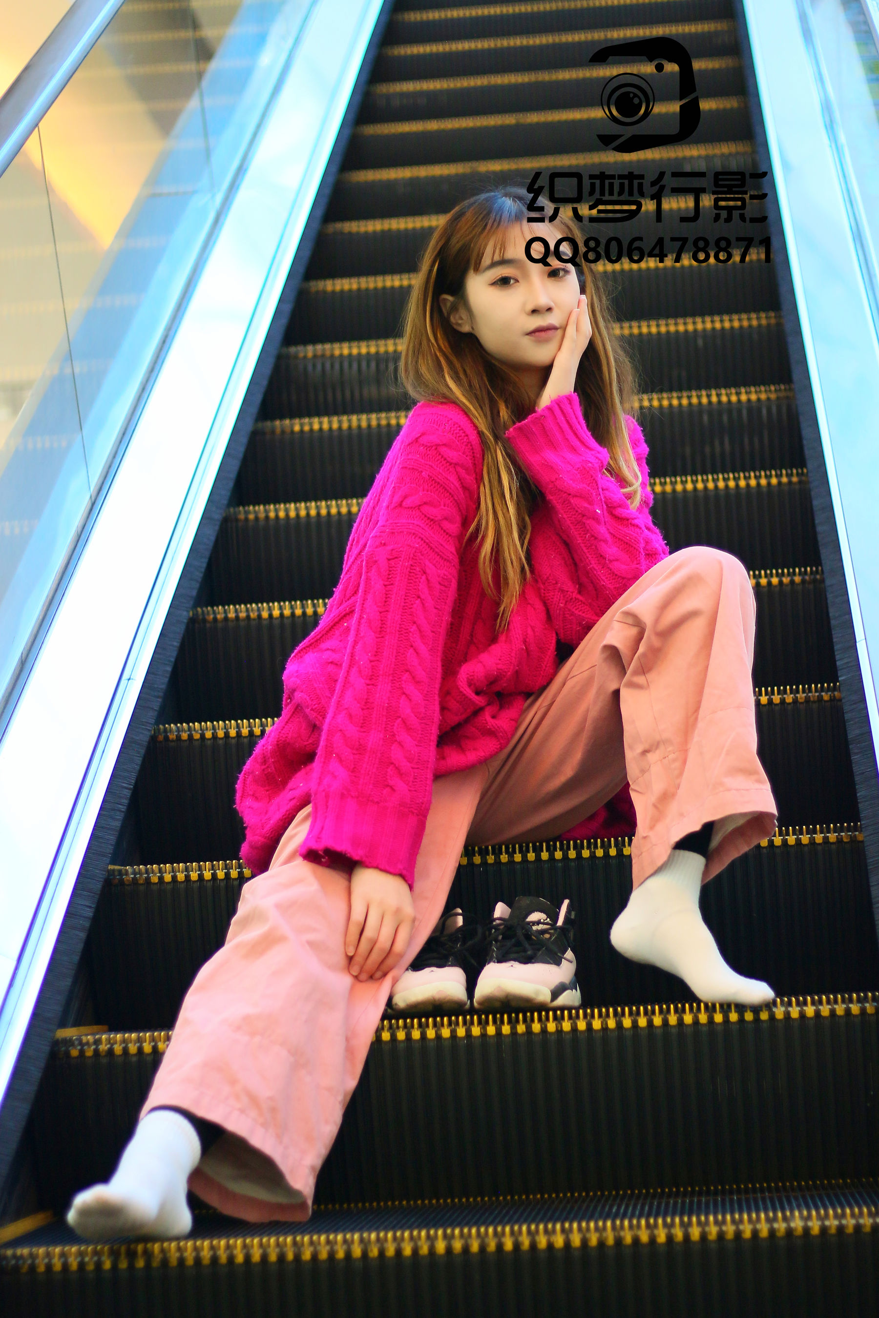 [织梦映像] 叱咤红人-商场多场景拍摄/(311P)