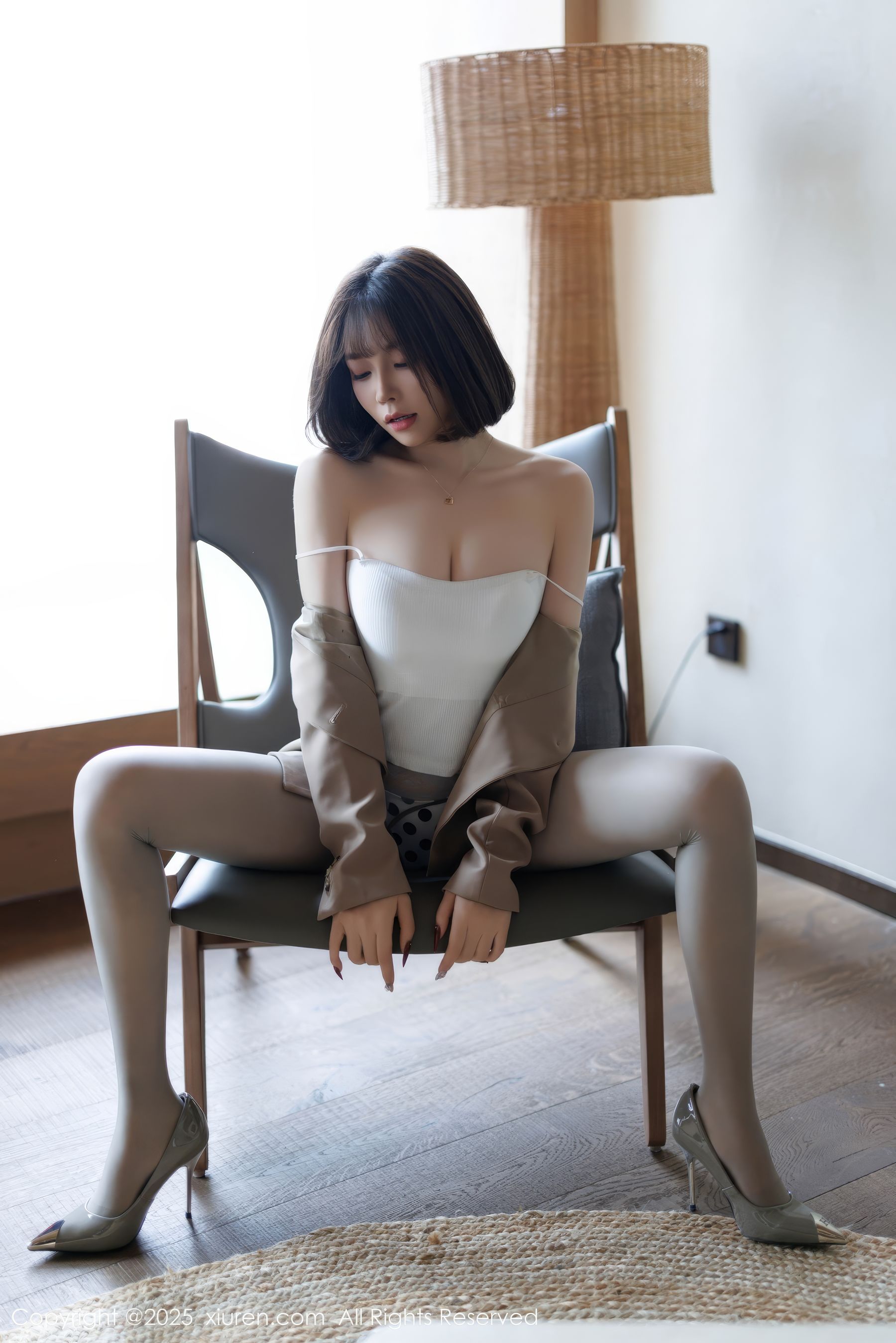 [秀人XiuRen] 2025.02.06 No.9844 徐莉芝Booty/(88P)