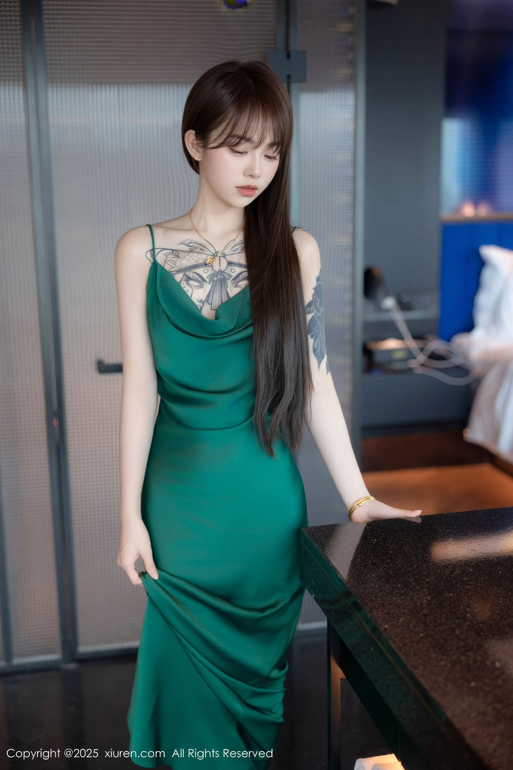 [秀人XiuRen] 2025.01.23 No.9803 奶瓶/(94P)