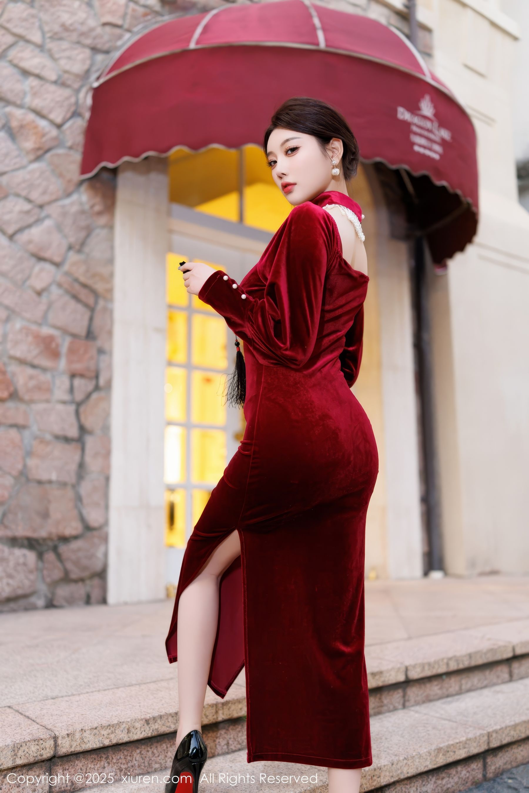 [秀人XiuRen] 2025.01.26 No.9831 杨晨晨Yome/(90P)