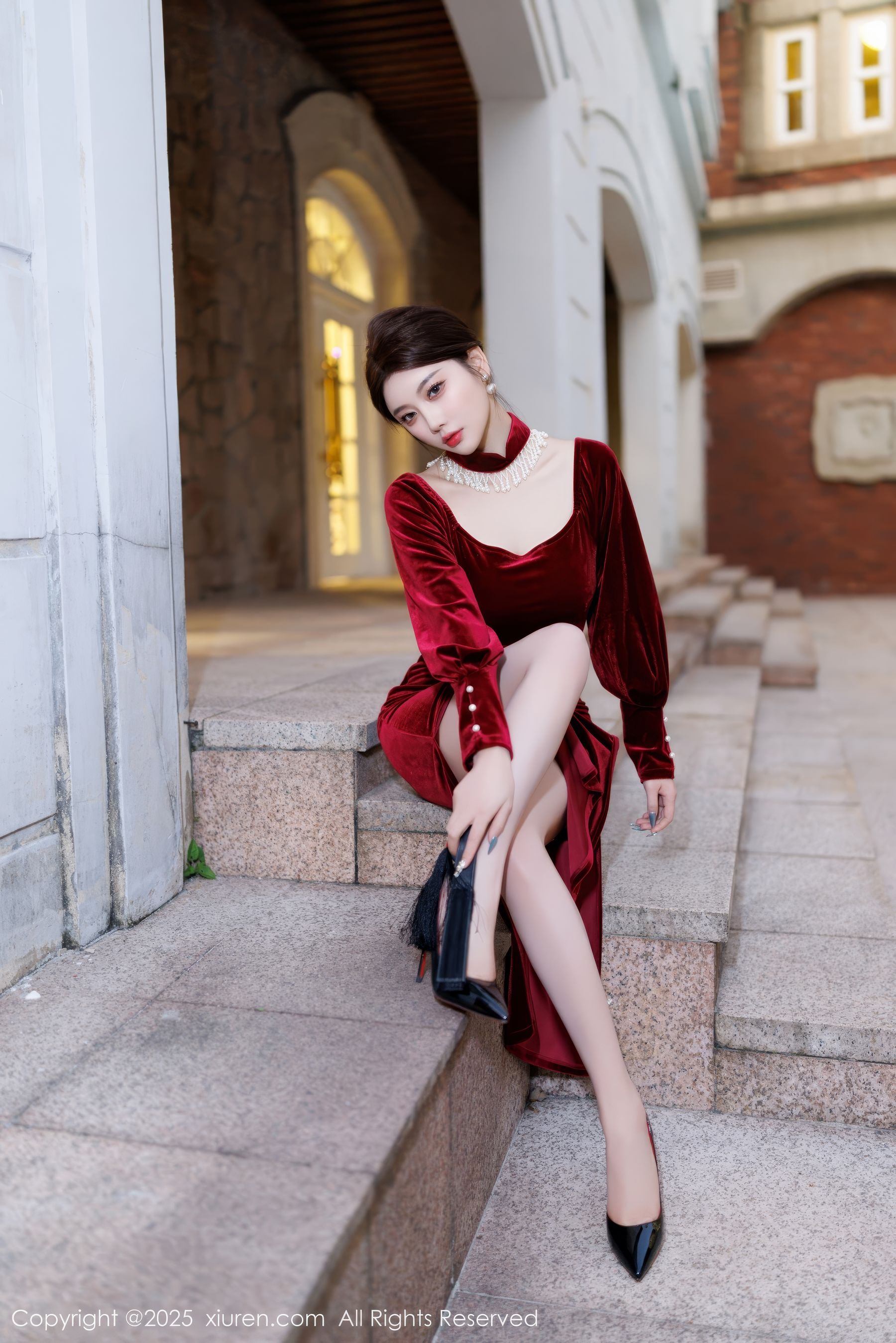 [秀人XiuRen] 2025.01.26 No.9831 杨晨晨Yome/(90P)