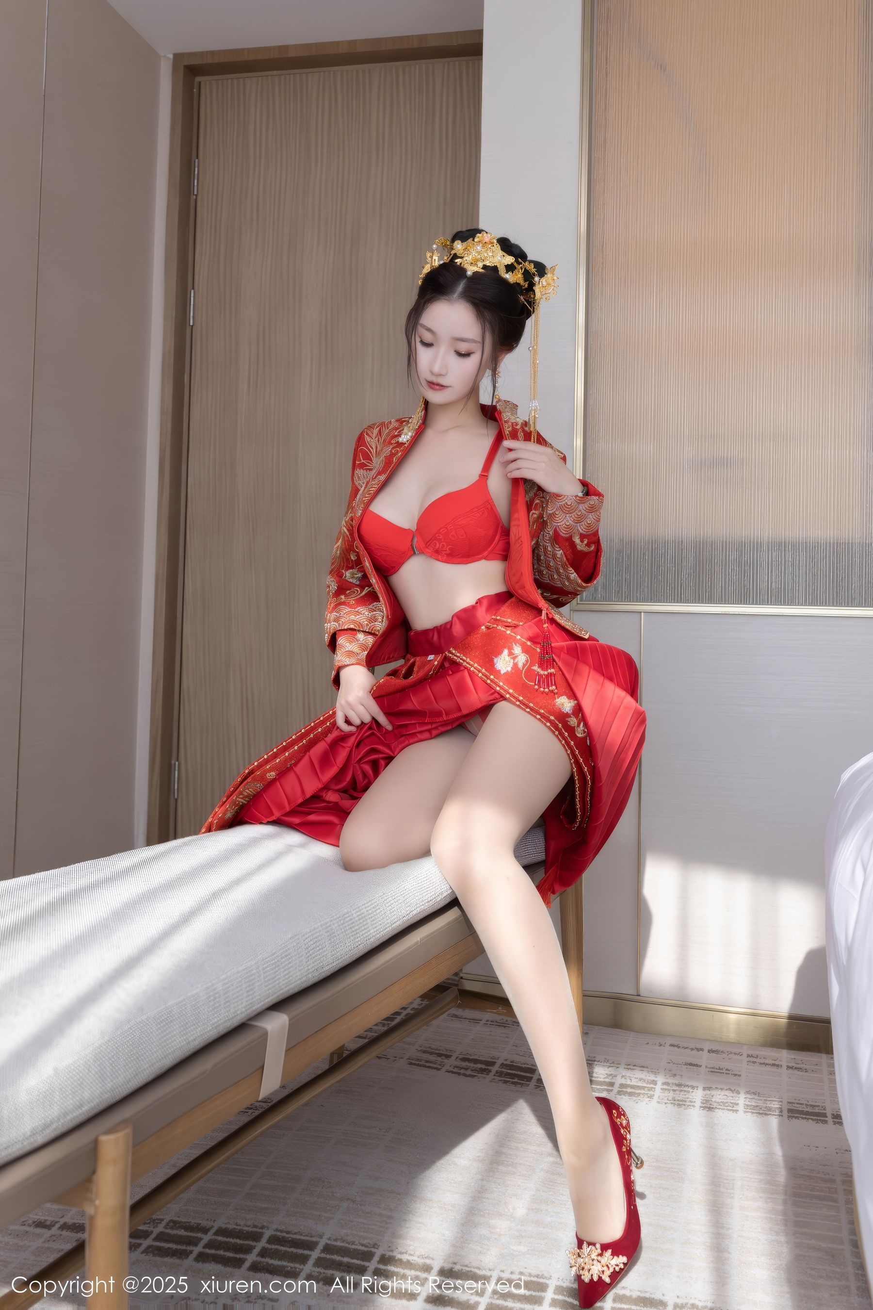 [秀人XiuRen] 2025.01.24 No.9811 杏子Yada/(84P)