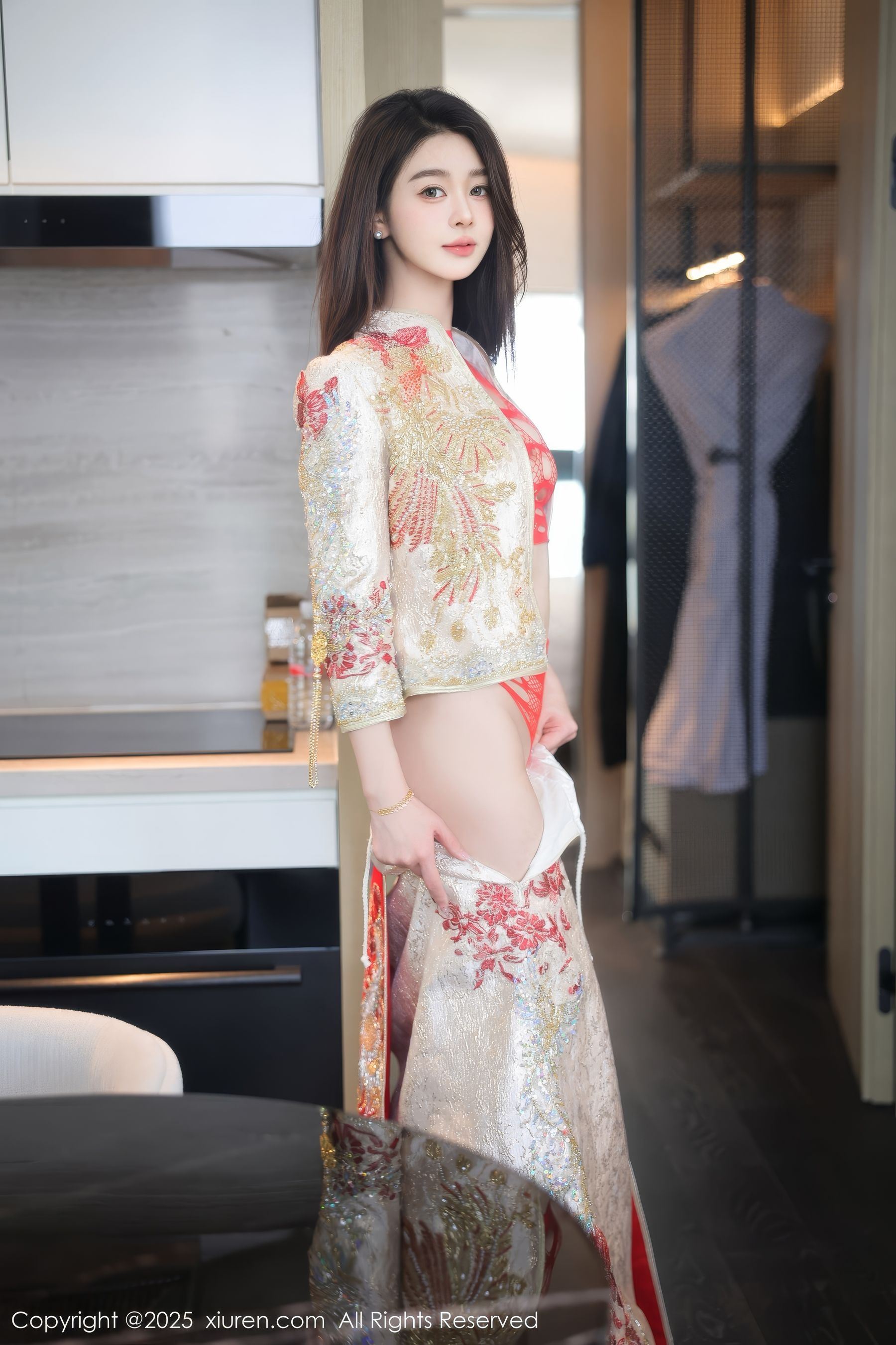 [秀人XiuRen] 2025.01.26 No.9833 Candy糖糖/(72P)