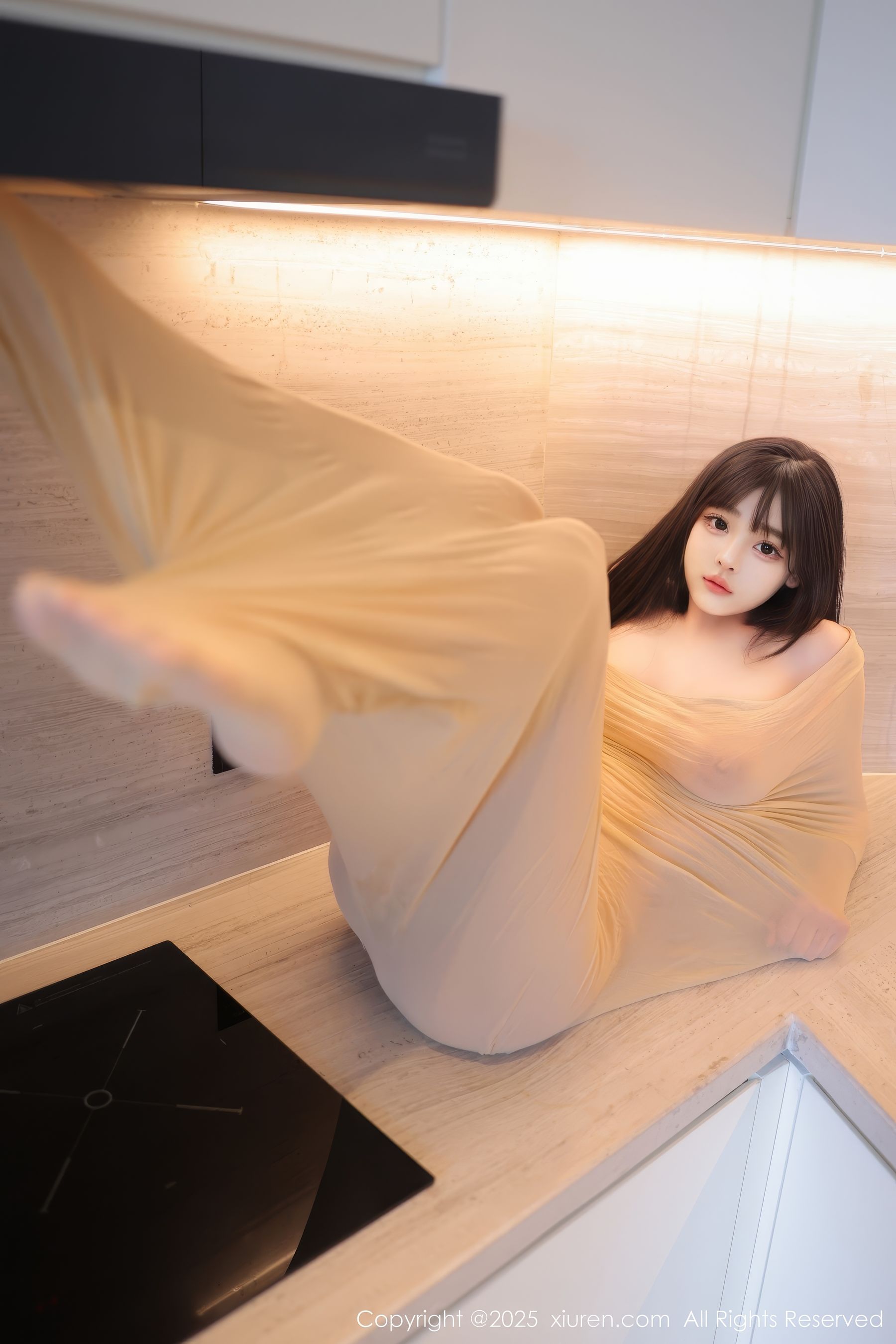 [秀人XiuRen] 2025.01.26 No.9825 余安安/(83P)