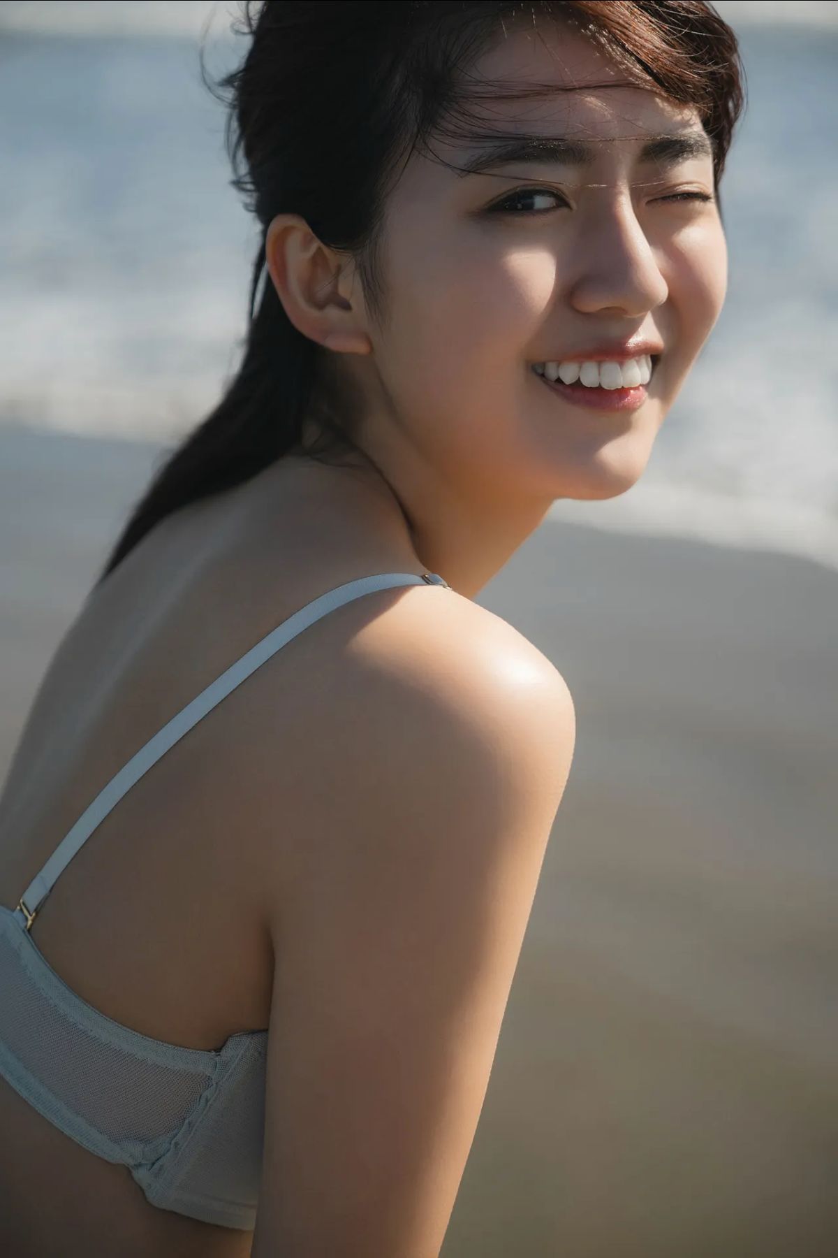 豊田ルナ - 無邪気な熱視線 vol.1/(55P)