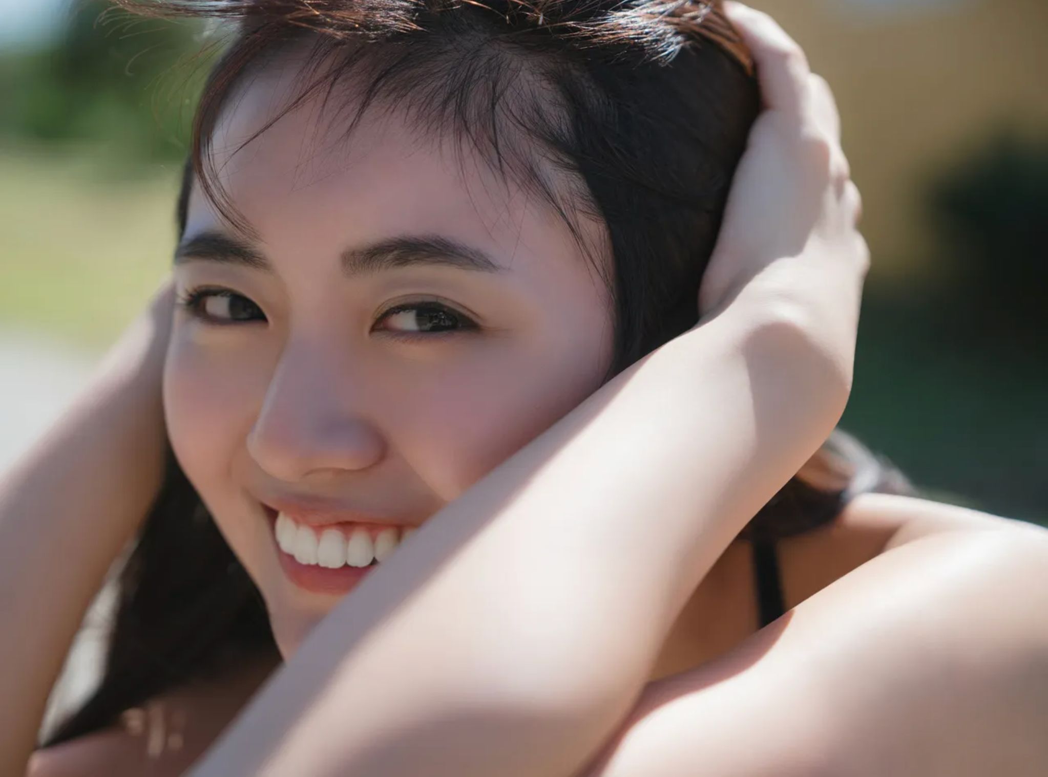 豊田ルナ - 無邪気な熱視線 vol.1/(55P)