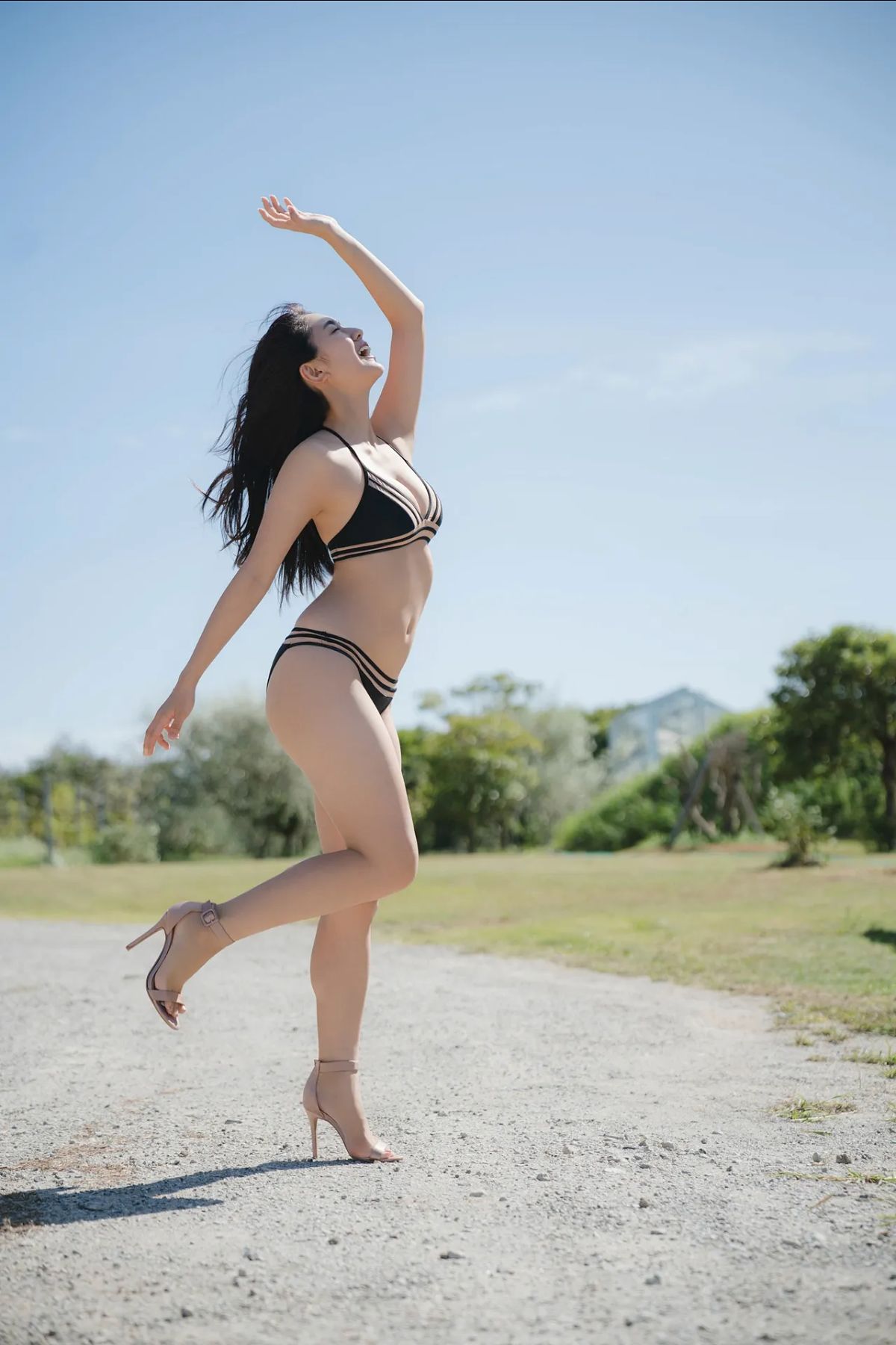 豊田ルナ - 無邪気な熱視線 vol.1/(55P)