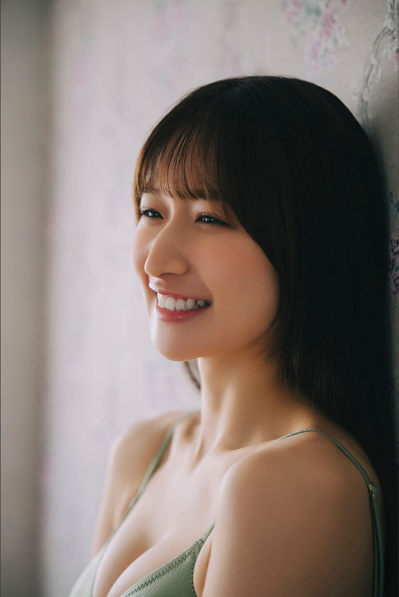 貝賀琴莉 - さえずり」【ヤングチャンピオンデジグラ】/(70P)