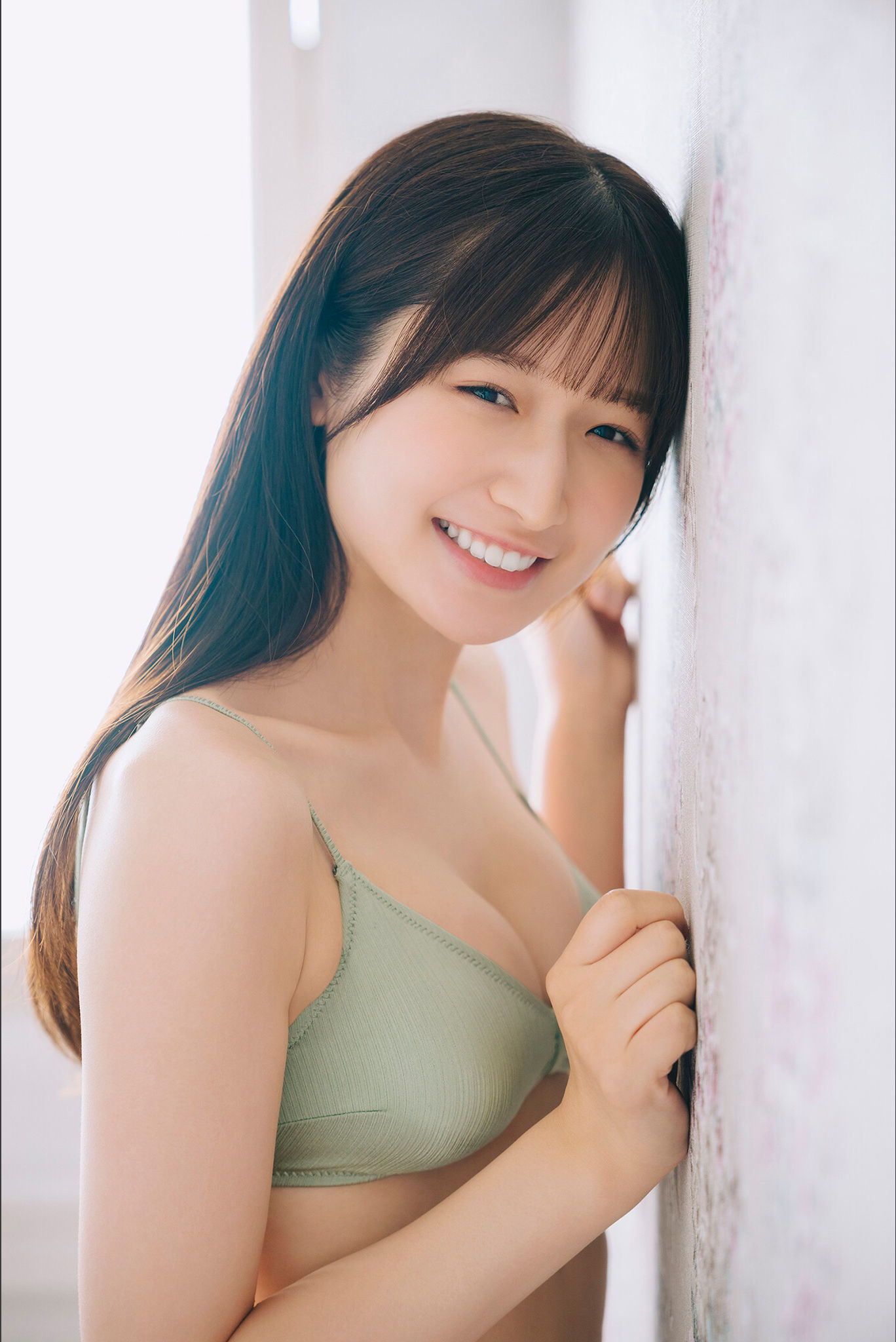 貝賀琴莉 - さえずり」【ヤングチャンピオンデジグラ】/(70P)