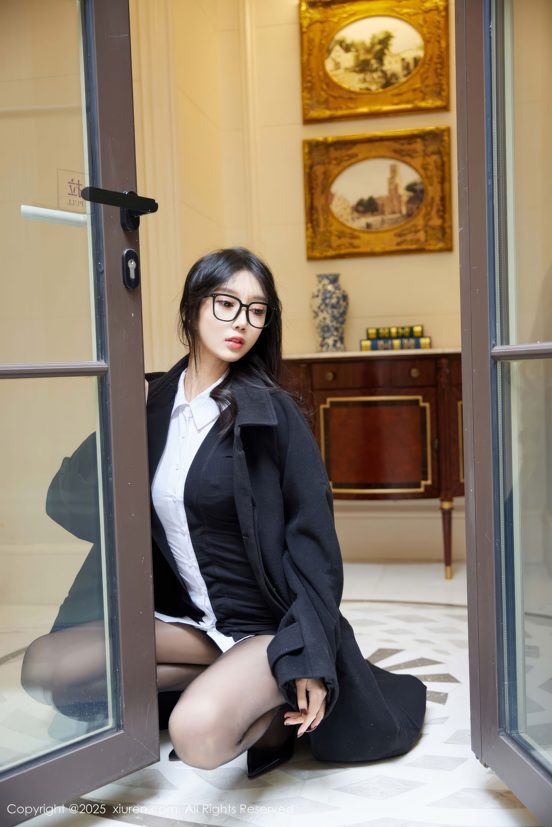 [秀人XiuRen] 2025.02.24 No.9926 玥儿玥er/(82P)