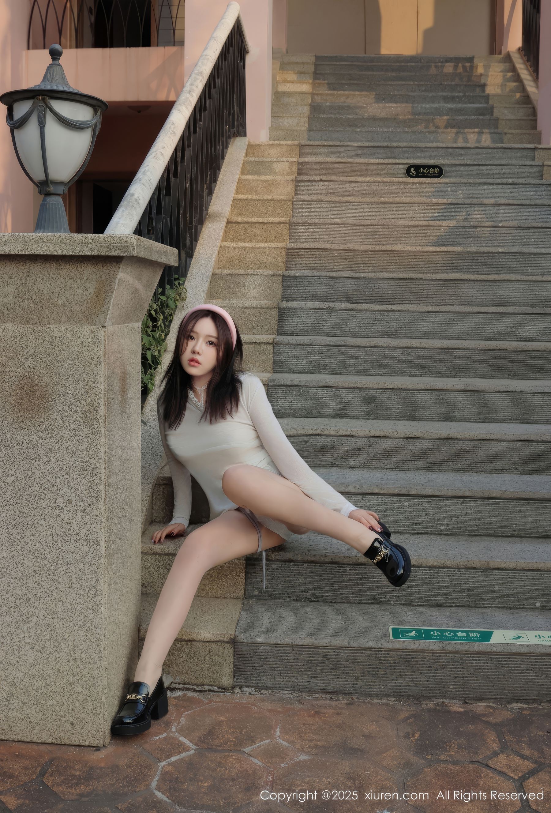 [秀人XiuRen] 2025.02.21 No.9923 小薯条nienie/(50P)