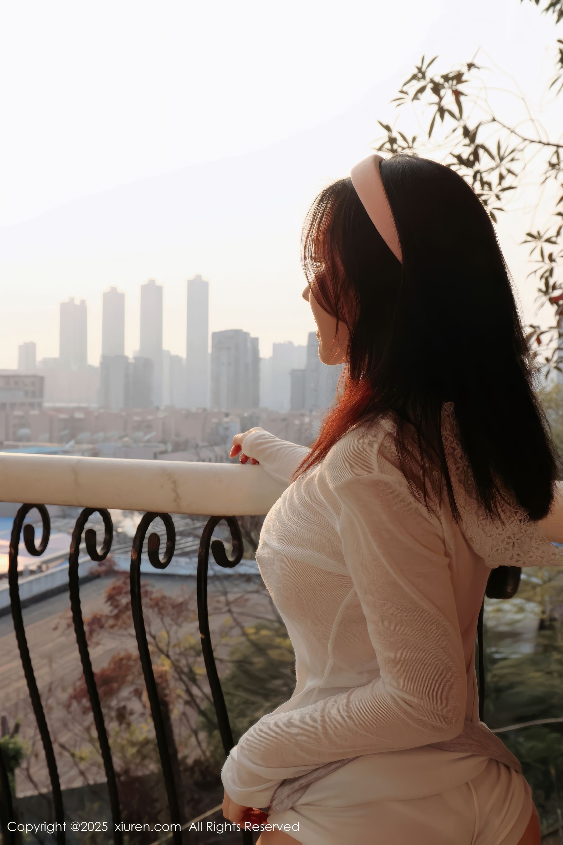 [秀人XiuRen] 2025.02.21 No.9923 小薯条nienie/(50P)