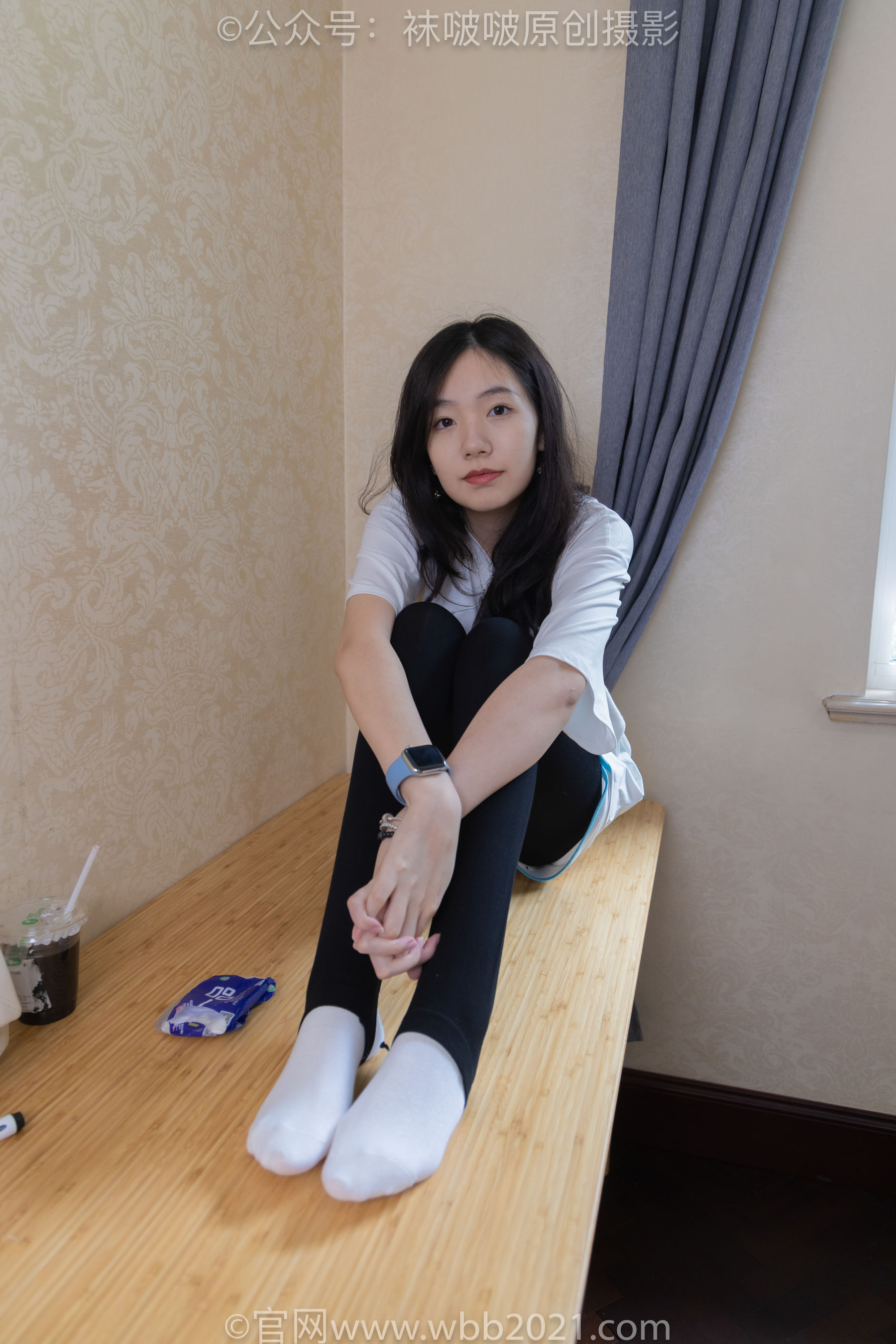 BoBoSocks袜啵啵 No.516 小甜豆 - 板鞋、厚黑色踩脚裤袜、白棉袜/(145P)