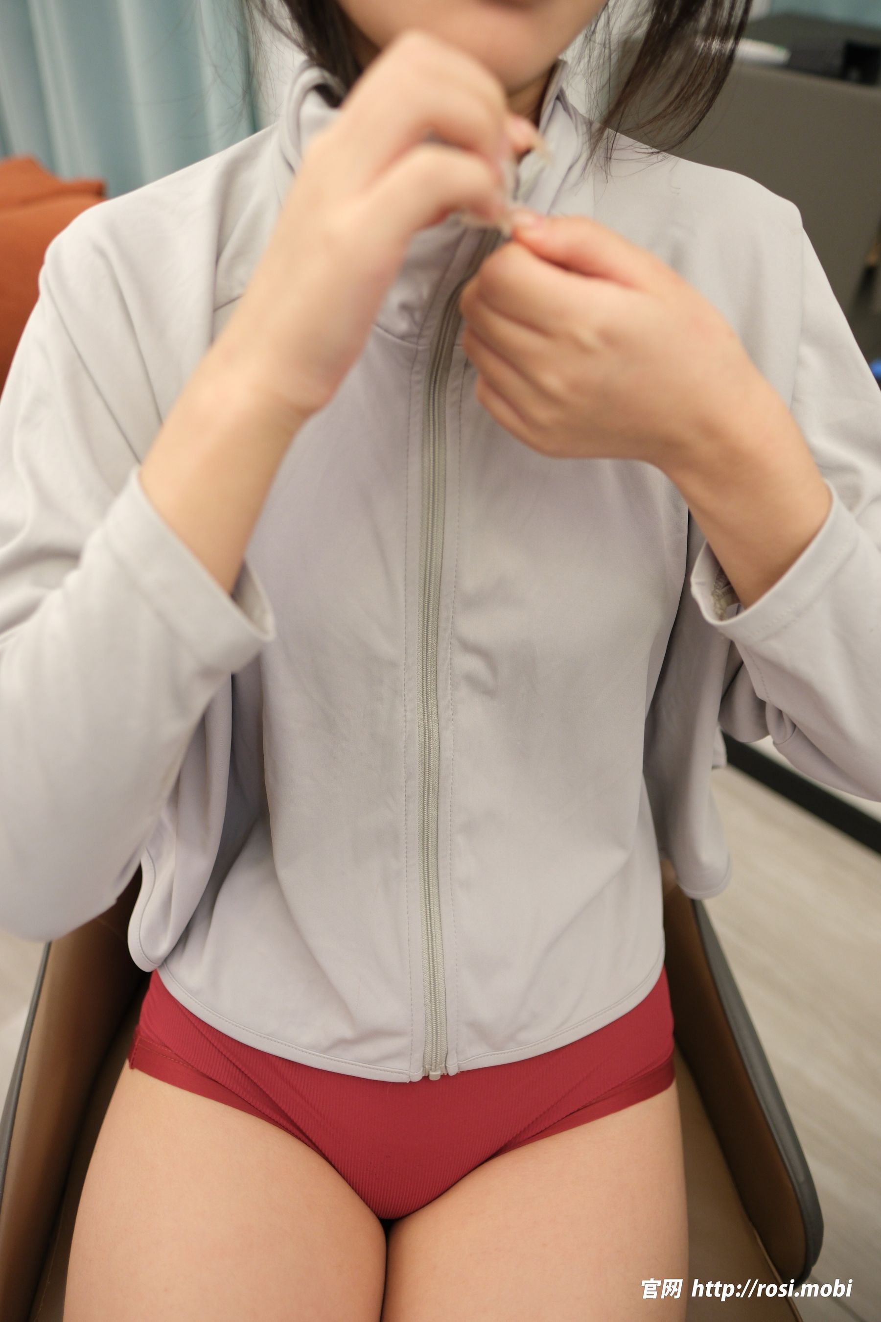 [ROSI写真] 2025.03.14 NO.4848/(67P)
