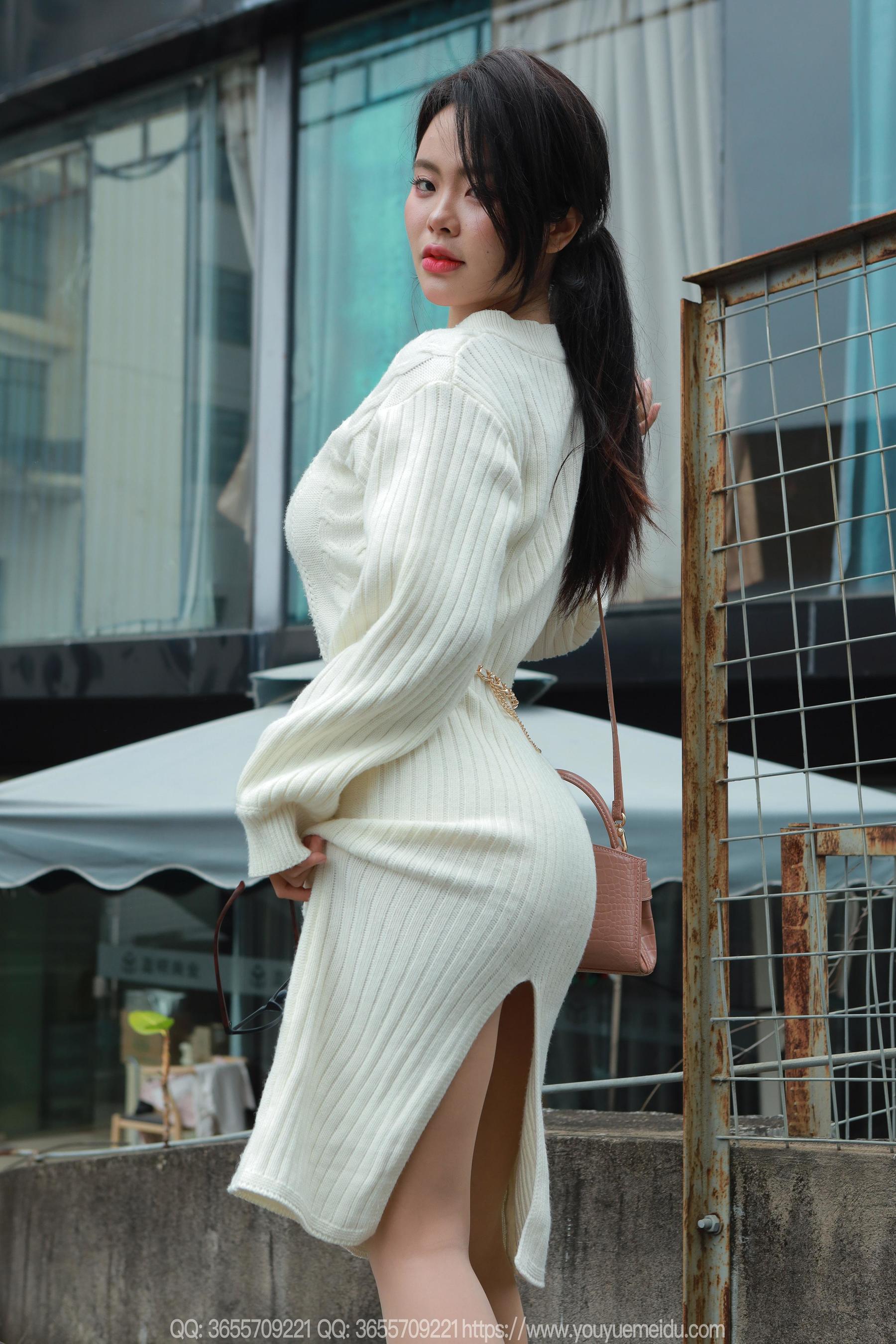 IESS异思趣向 - 模特： 兔兔 《高开衩包臀裙》/(88P)