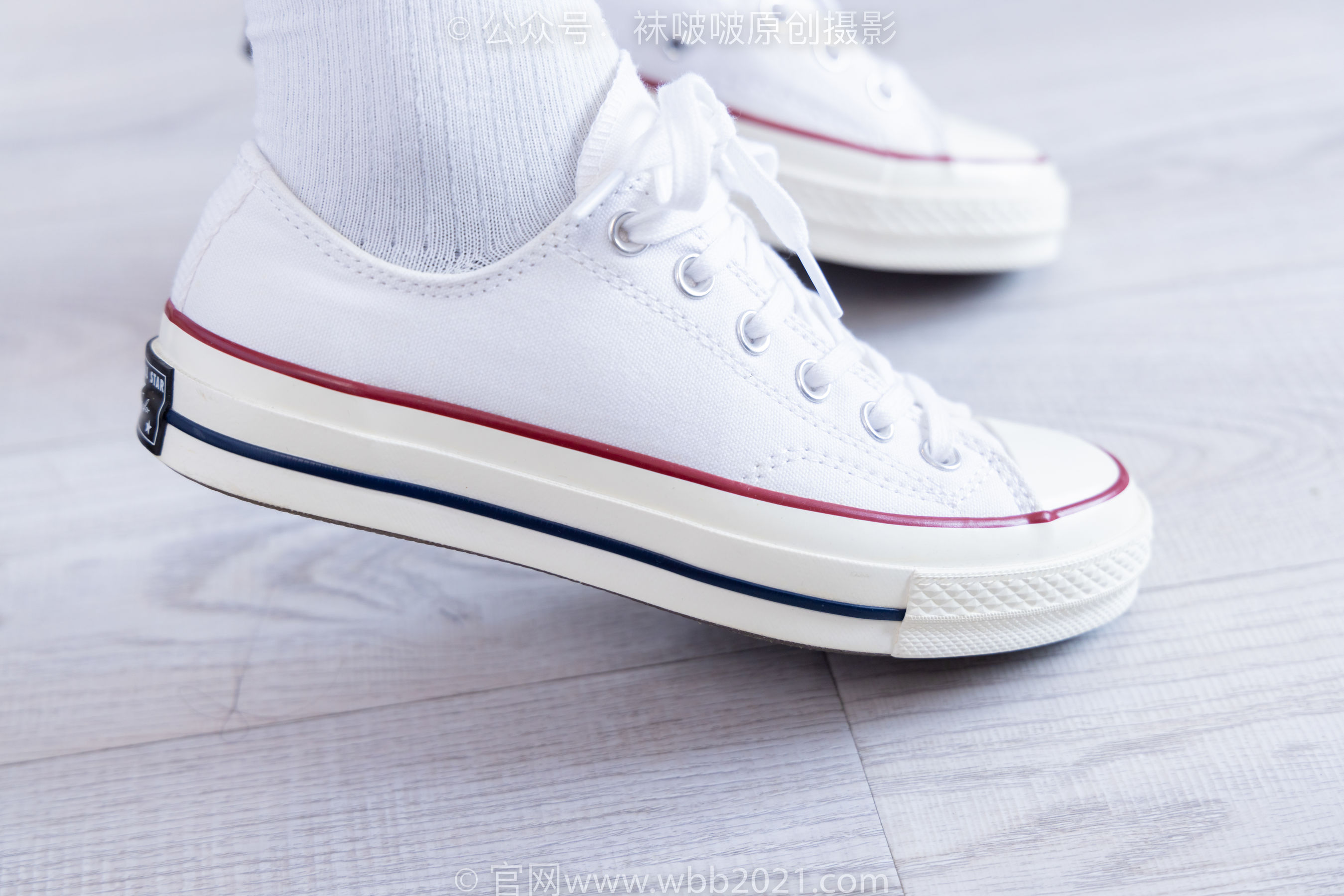 BoBoSocks袜啵啵 No.513 小甜豆 帆布鞋、白棉袜、厚黑丝五指袜、黑丝手套/(140P)