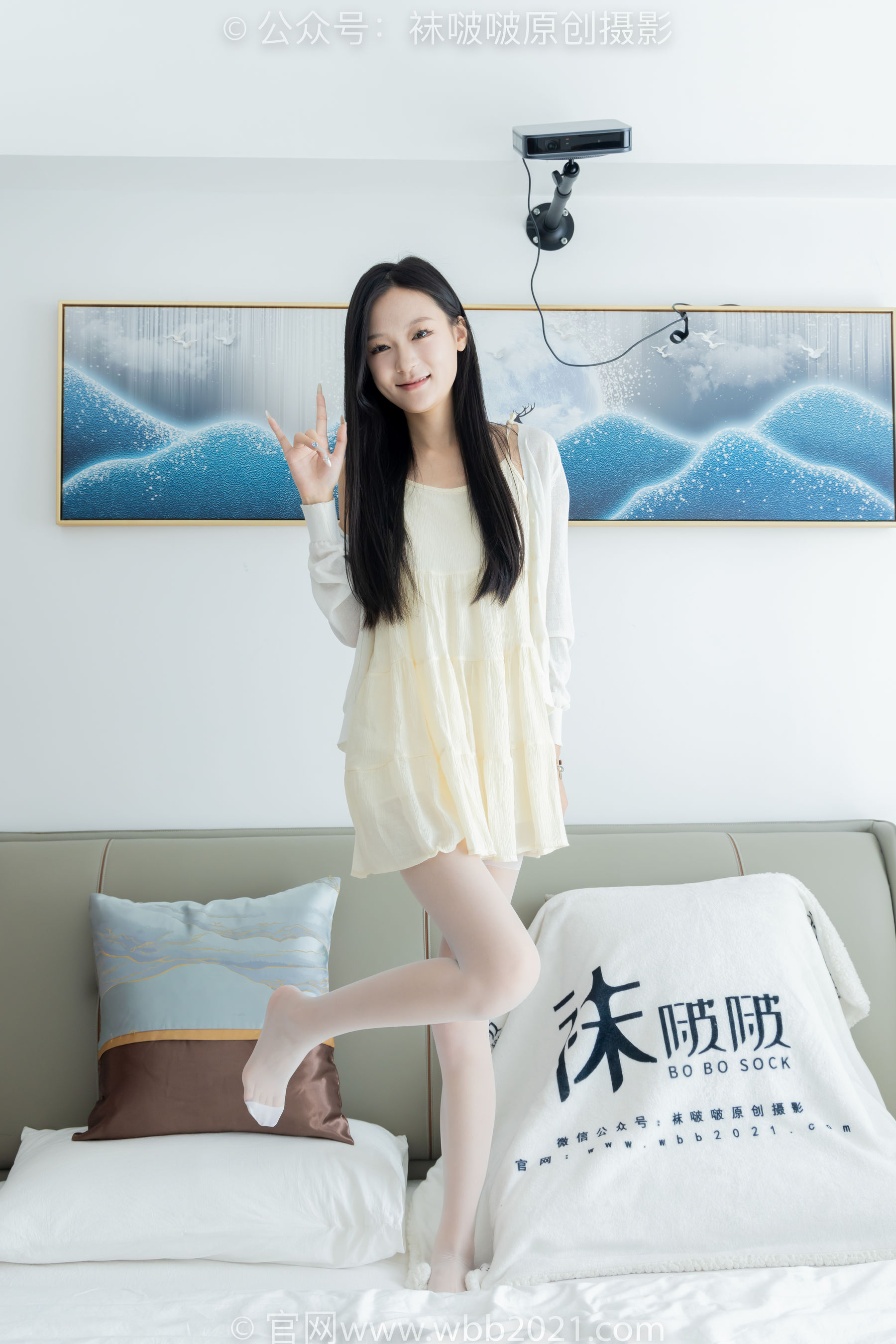 BoBoSocks袜啵啵 No.517 焦糖 - 帆布鞋、薄白丝/(147P)