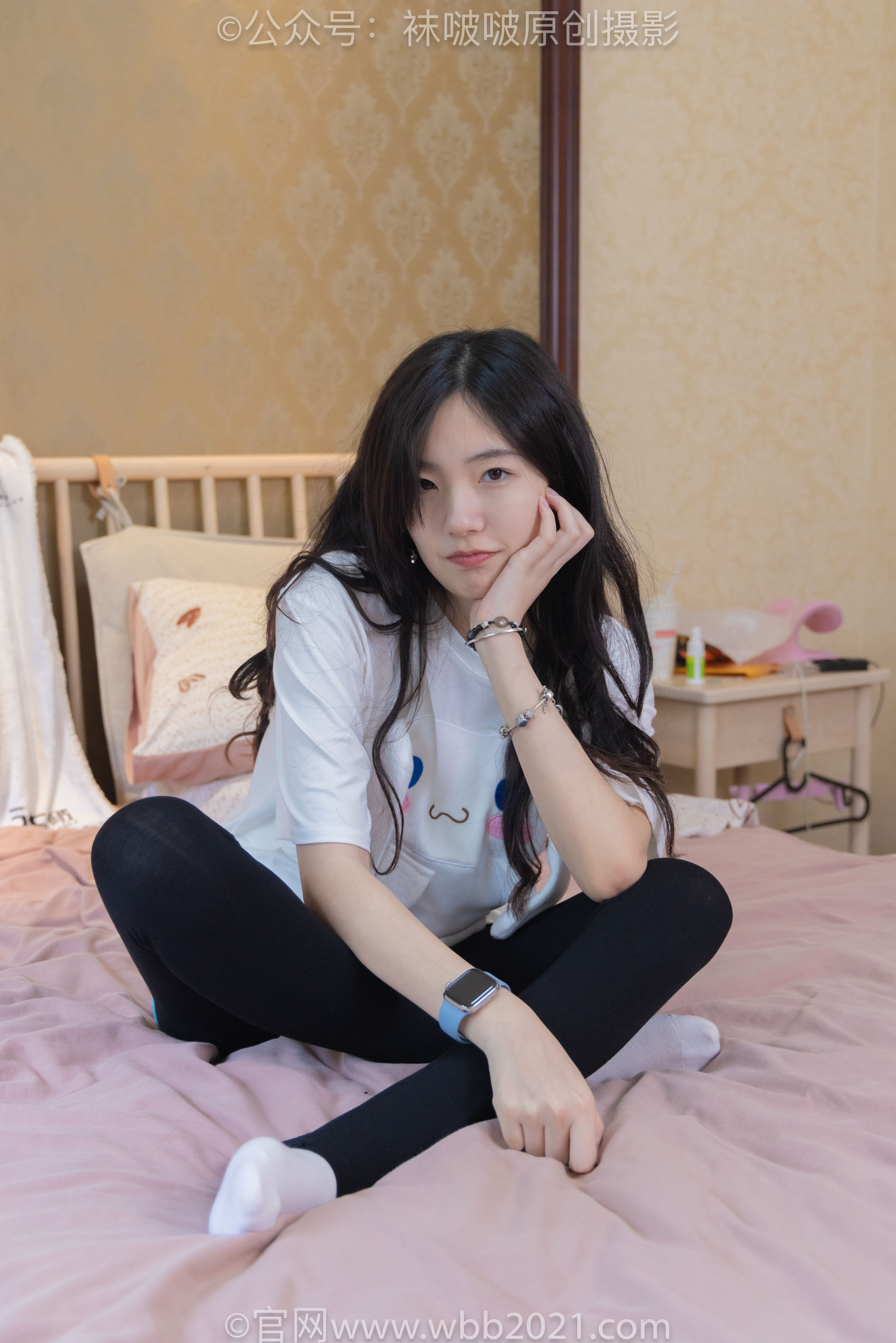 BoBoSocks袜啵啵 No.516 小甜豆 - 板鞋、厚黑色踩脚裤袜、白棉袜/(145P)