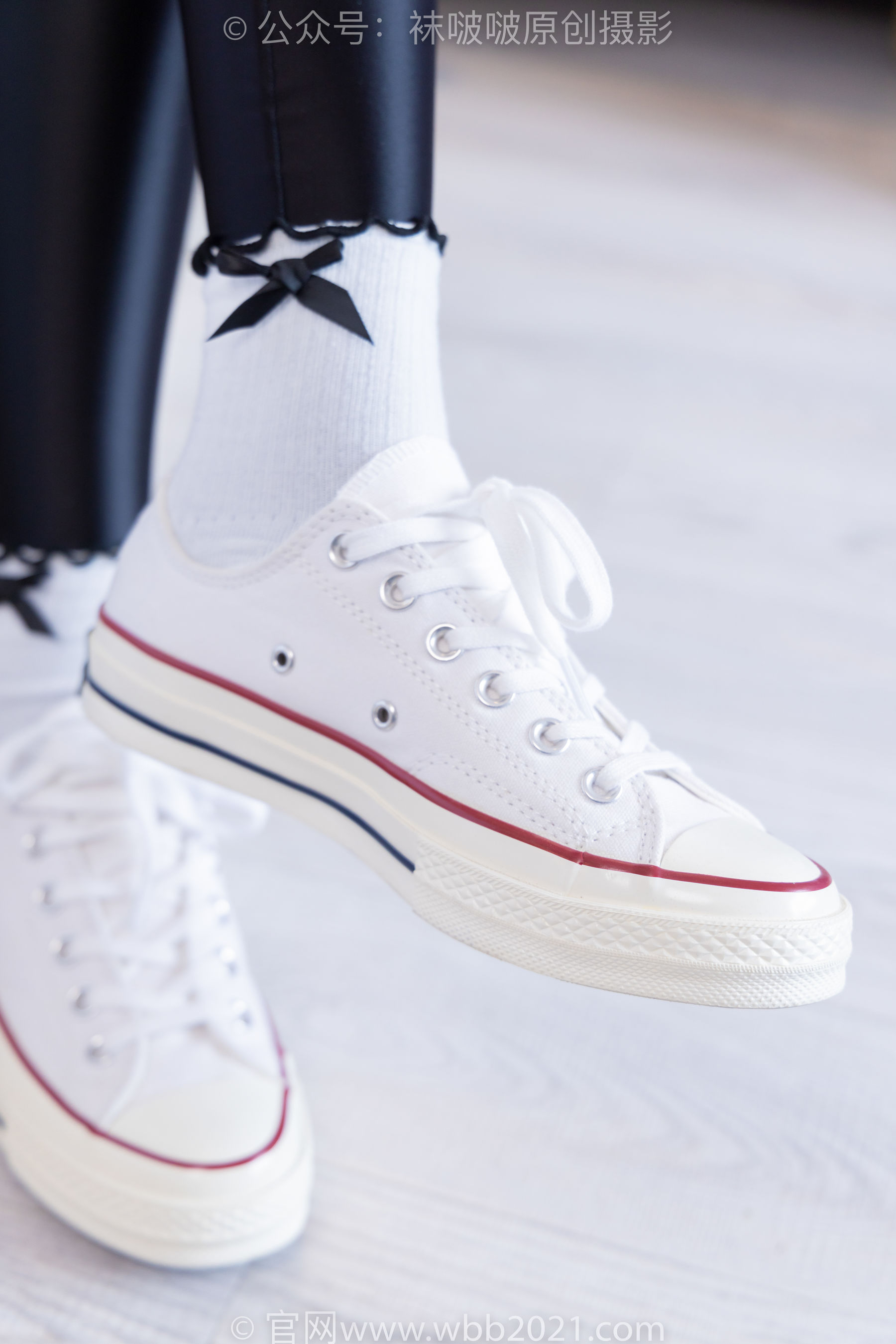 BoBoSocks袜啵啵 No.513 小甜豆 帆布鞋、白棉袜、厚黑丝五指袜、黑丝手套/(140P)