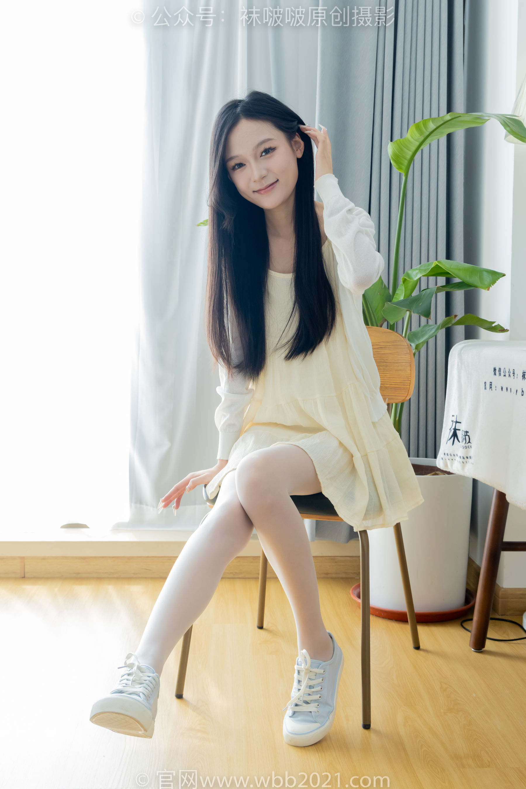 BoBoSocks袜啵啵 No.517 焦糖 - 帆布鞋、薄白丝/(147P)