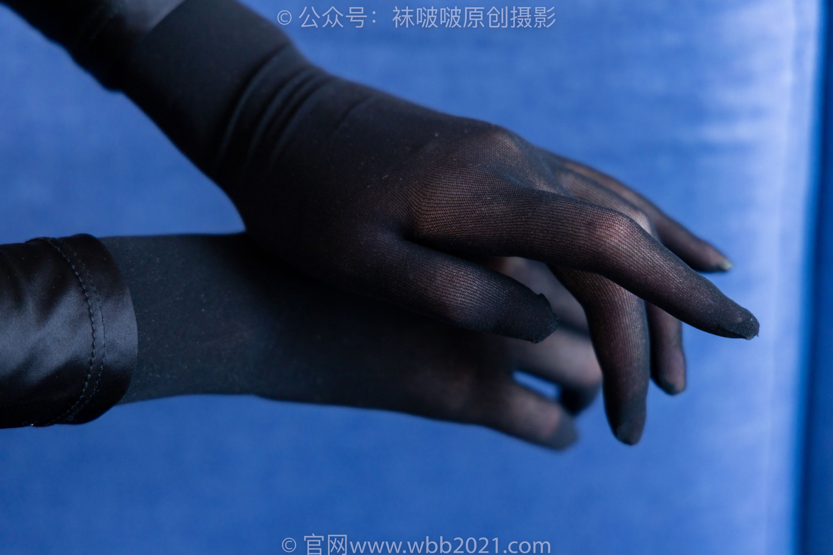 BoBoSocks袜啵啵 No.513 小甜豆 帆布鞋、白棉袜、厚黑丝五指袜、黑丝手套/(140P)