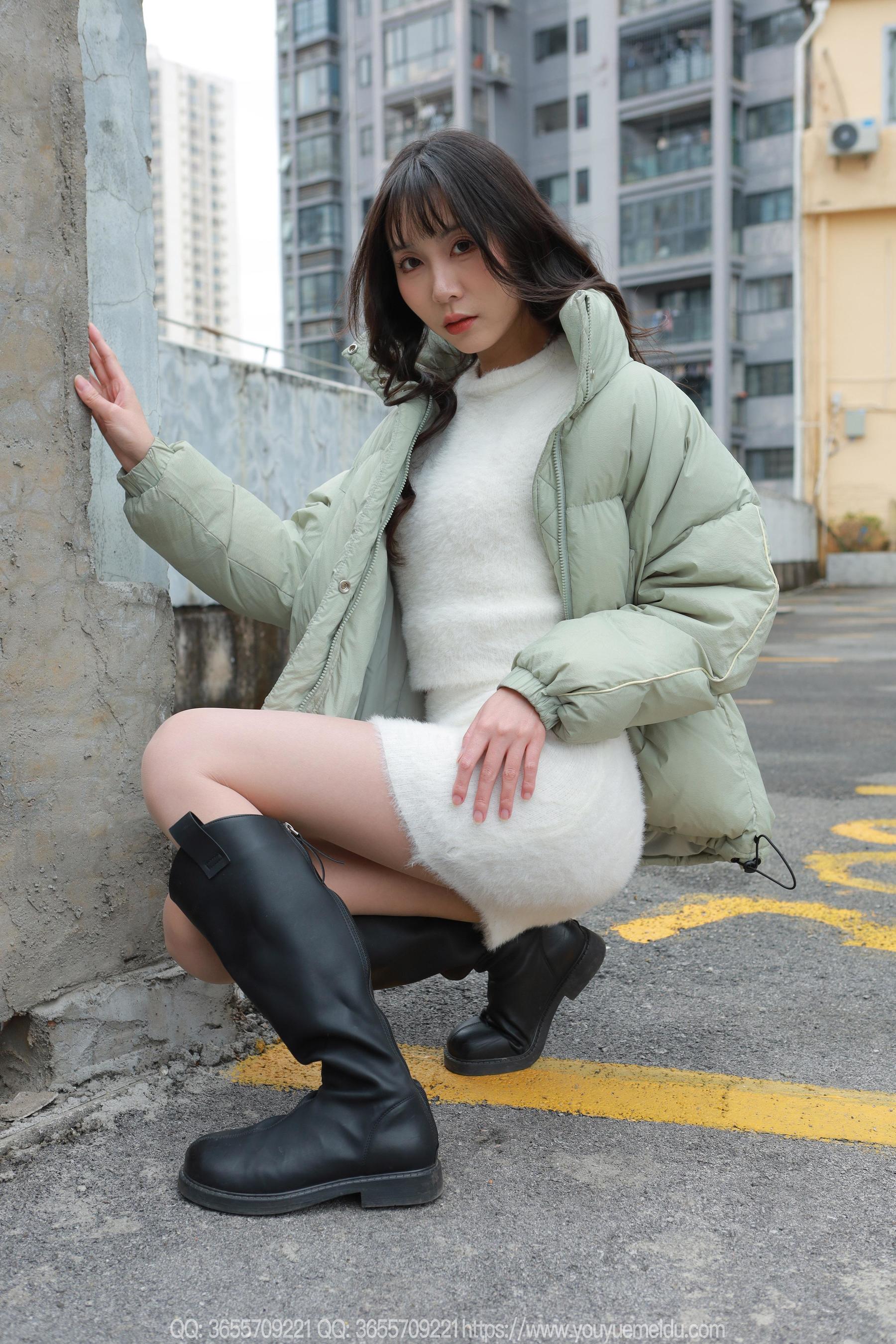 IESS异思趣向 - 模特： 团团 《长靴包臀裙（上）》/(88P)