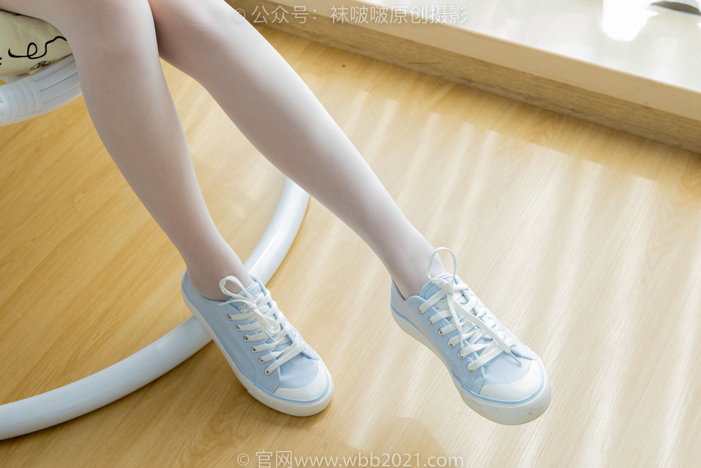 BoBoSocks袜啵啵 No.517 焦糖 - 帆布鞋、薄白丝/(147P)