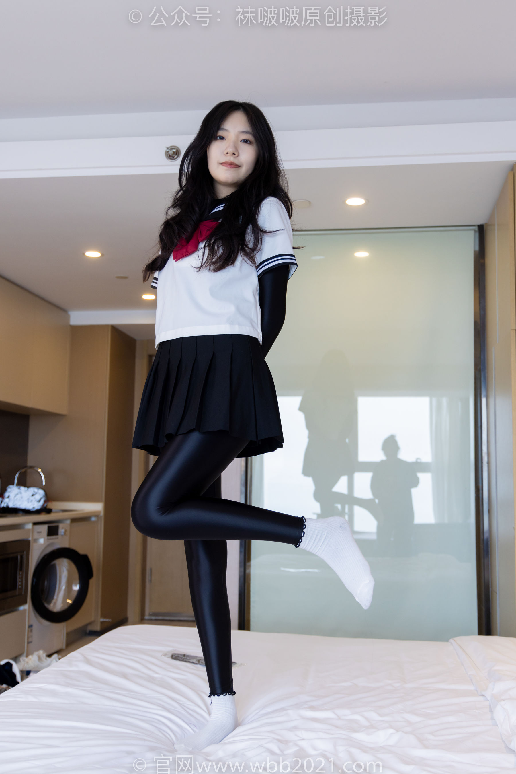 BoBoSocks袜啵啵 No.513 小甜豆 帆布鞋、白棉袜、厚黑丝五指袜、黑丝手套/(140P)