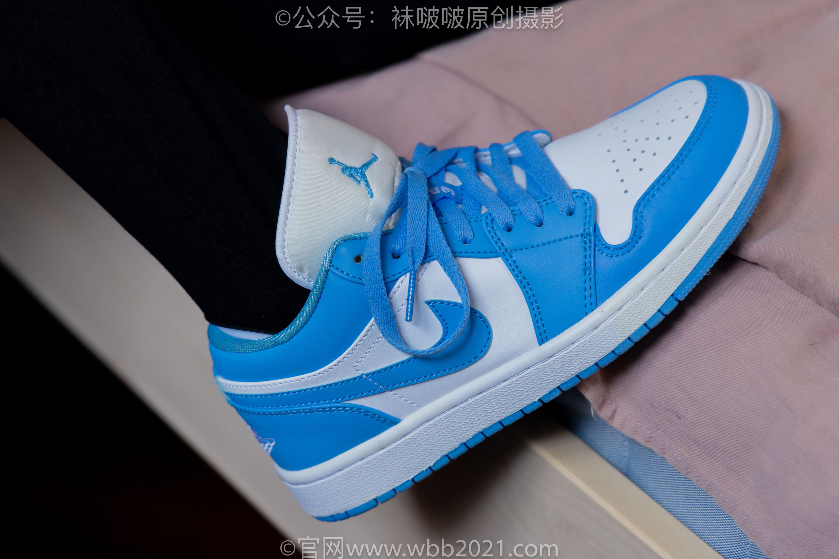 BoBoSocks袜啵啵 No.516 小甜豆 - 板鞋、厚黑色踩脚裤袜、白棉袜/(145P)