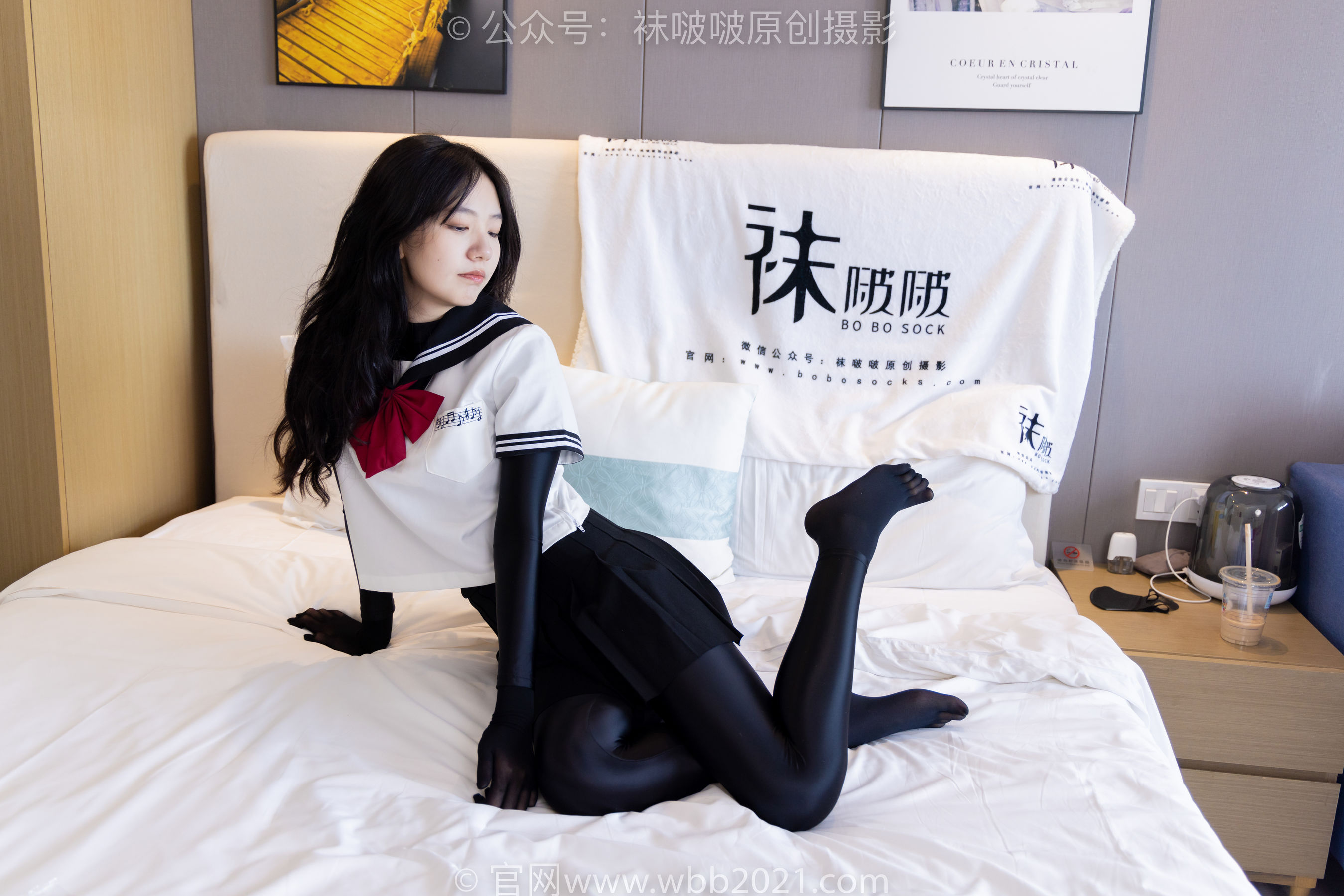 BoBoSocks袜啵啵 No.513 小甜豆 帆布鞋、白棉袜、厚黑丝五指袜、黑丝手套/(140P)