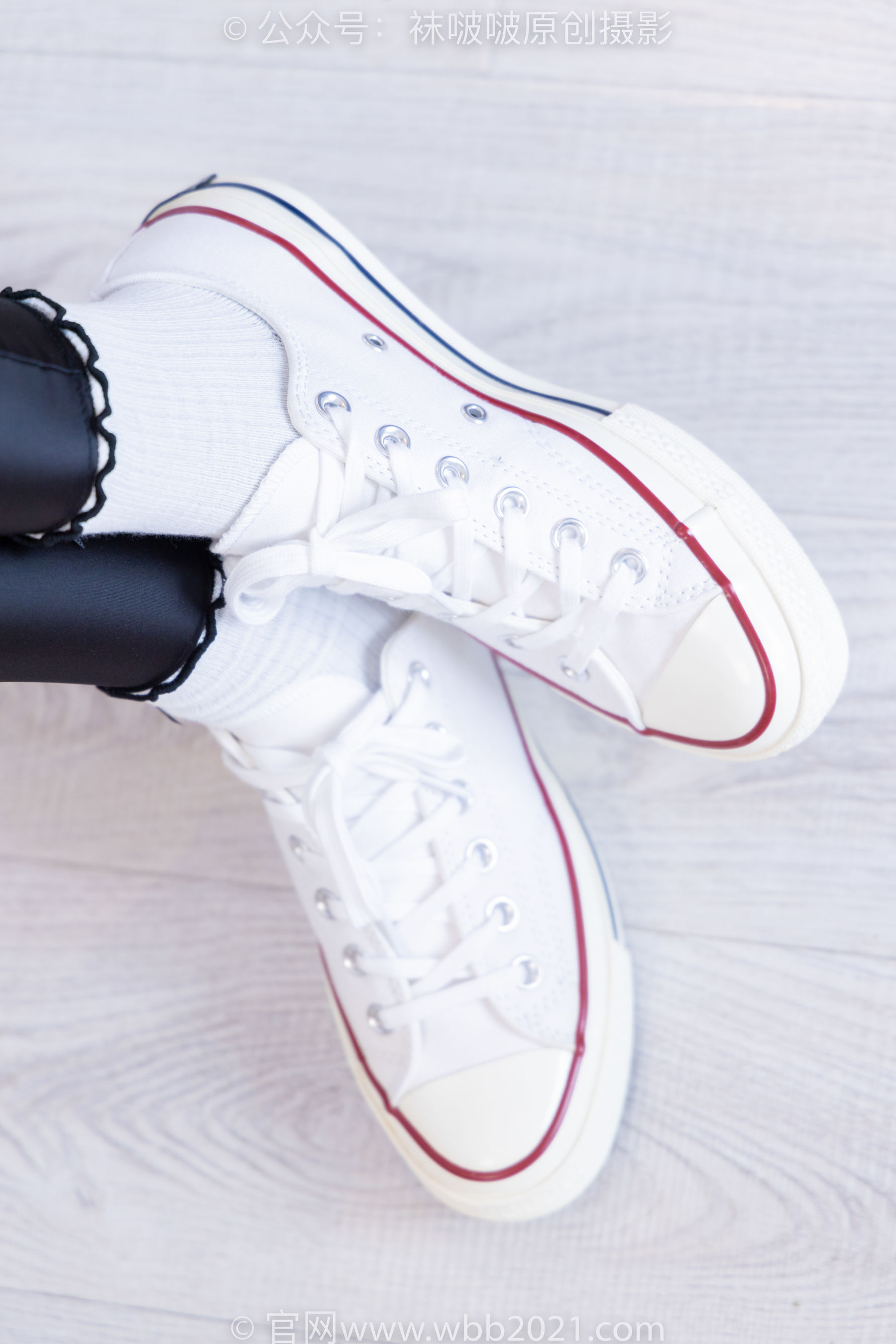 BoBoSocks袜啵啵 No.513 小甜豆 帆布鞋、白棉袜、厚黑丝五指袜、黑丝手套/(140P)