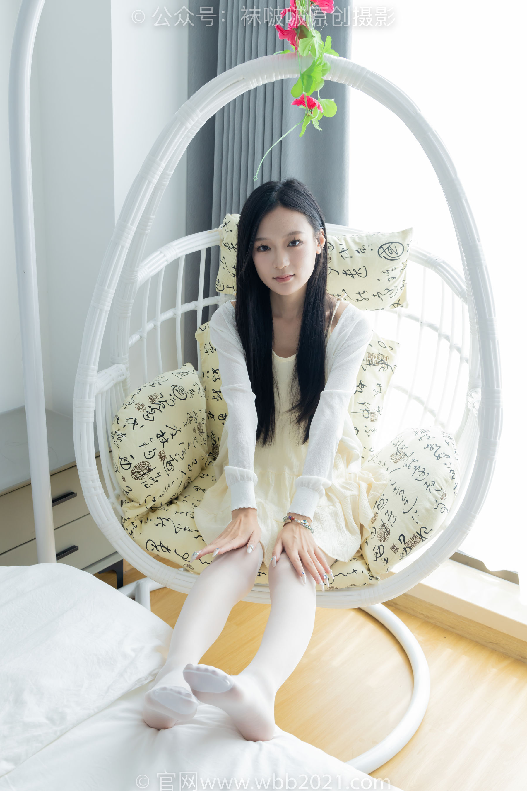 BoBoSocks袜啵啵 No.517 焦糖 - 帆布鞋、薄白丝/(147P)