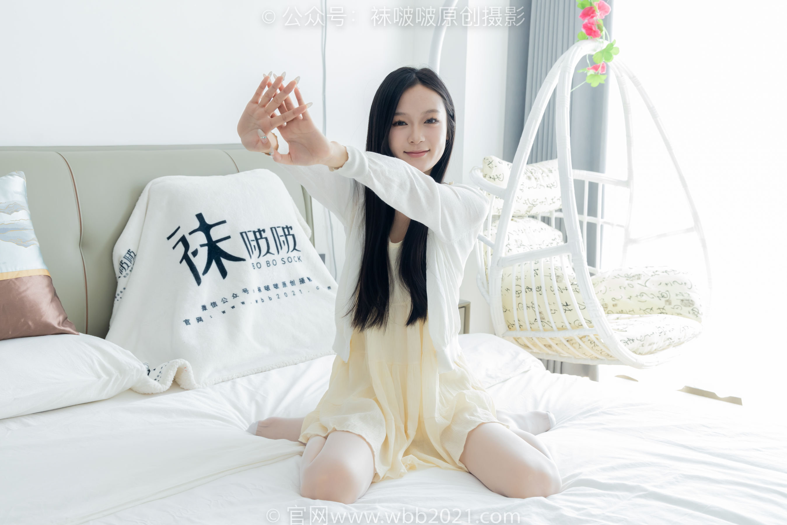 BoBoSocks袜啵啵 No.517 焦糖 - 帆布鞋、薄白丝/(147P)