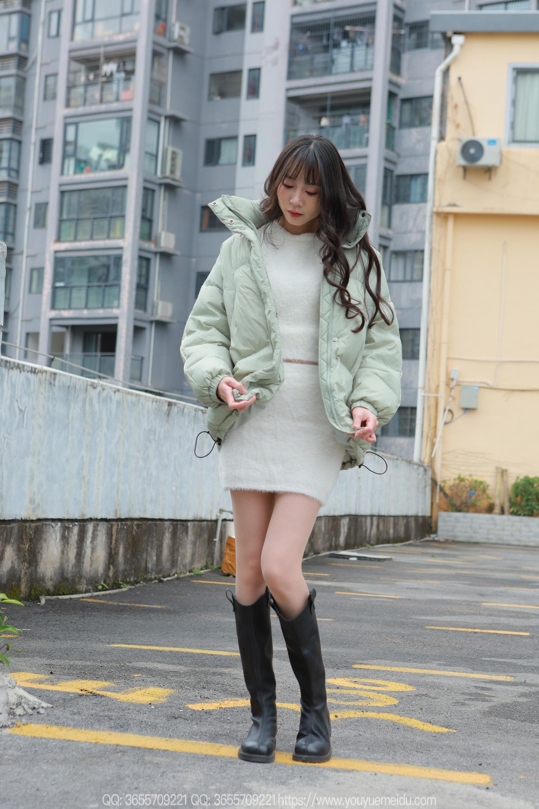 IESS异思趣向 - 模特： 团团 《长靴包臀裙（上）》/(88P)