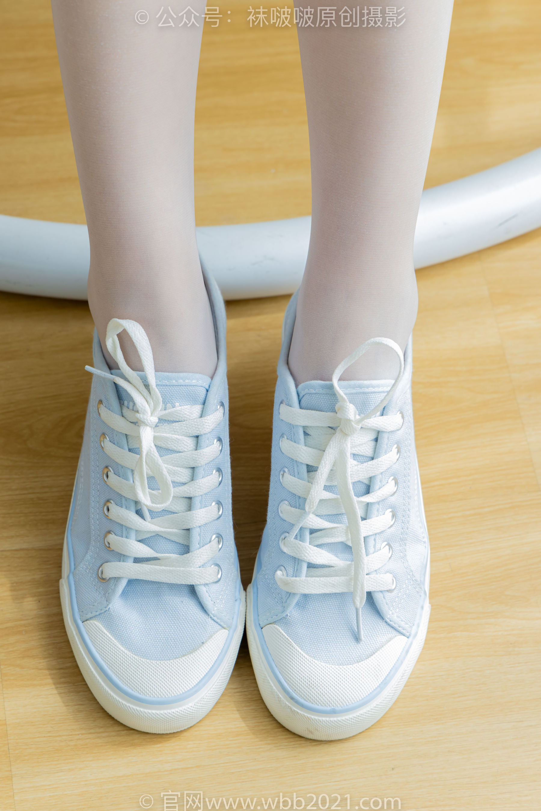 BoBoSocks袜啵啵 No.517 焦糖 - 帆布鞋、薄白丝/(147P)