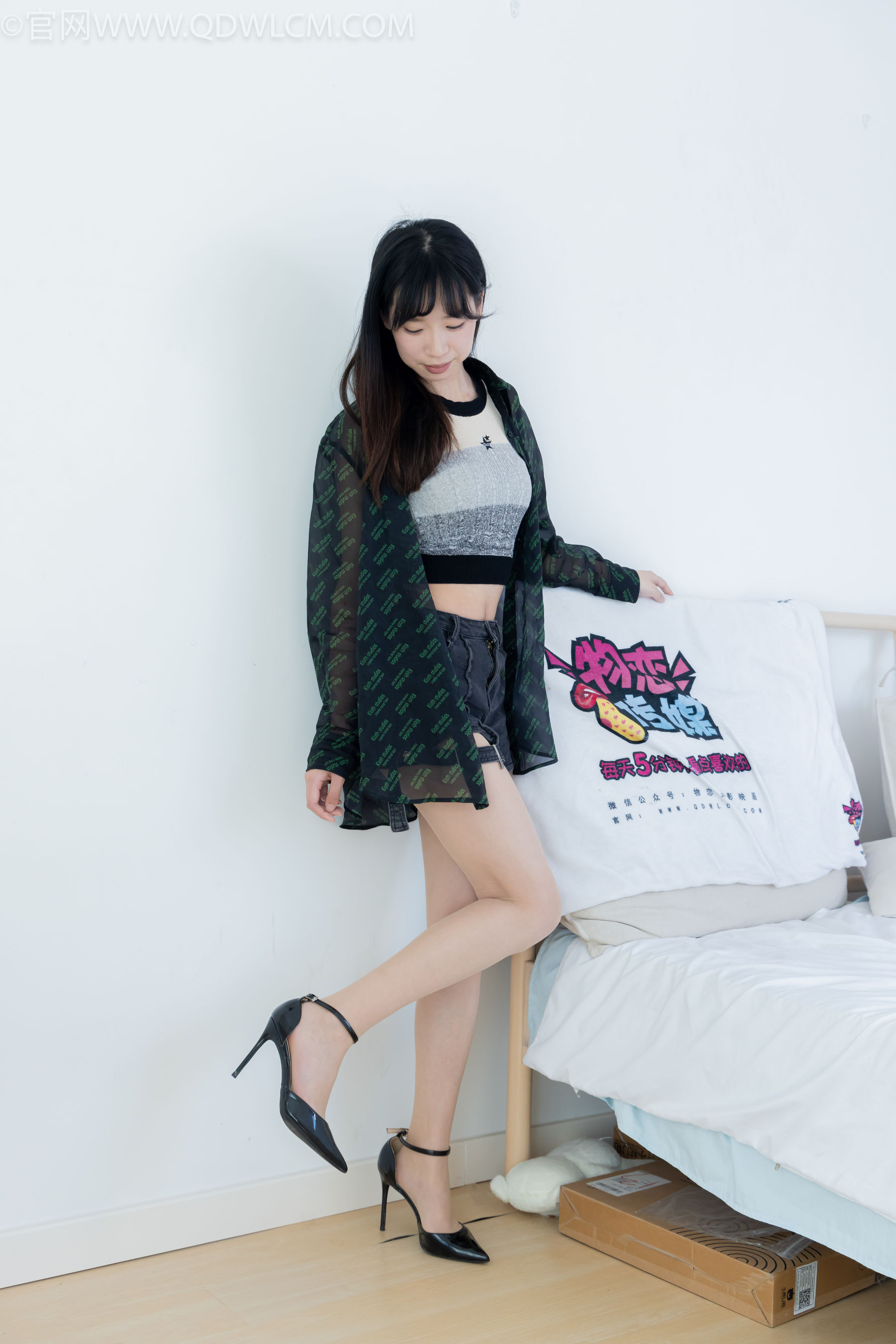 物恋传媒 No.2282 小左 - 高跟鞋、薄肉丝/(150P)