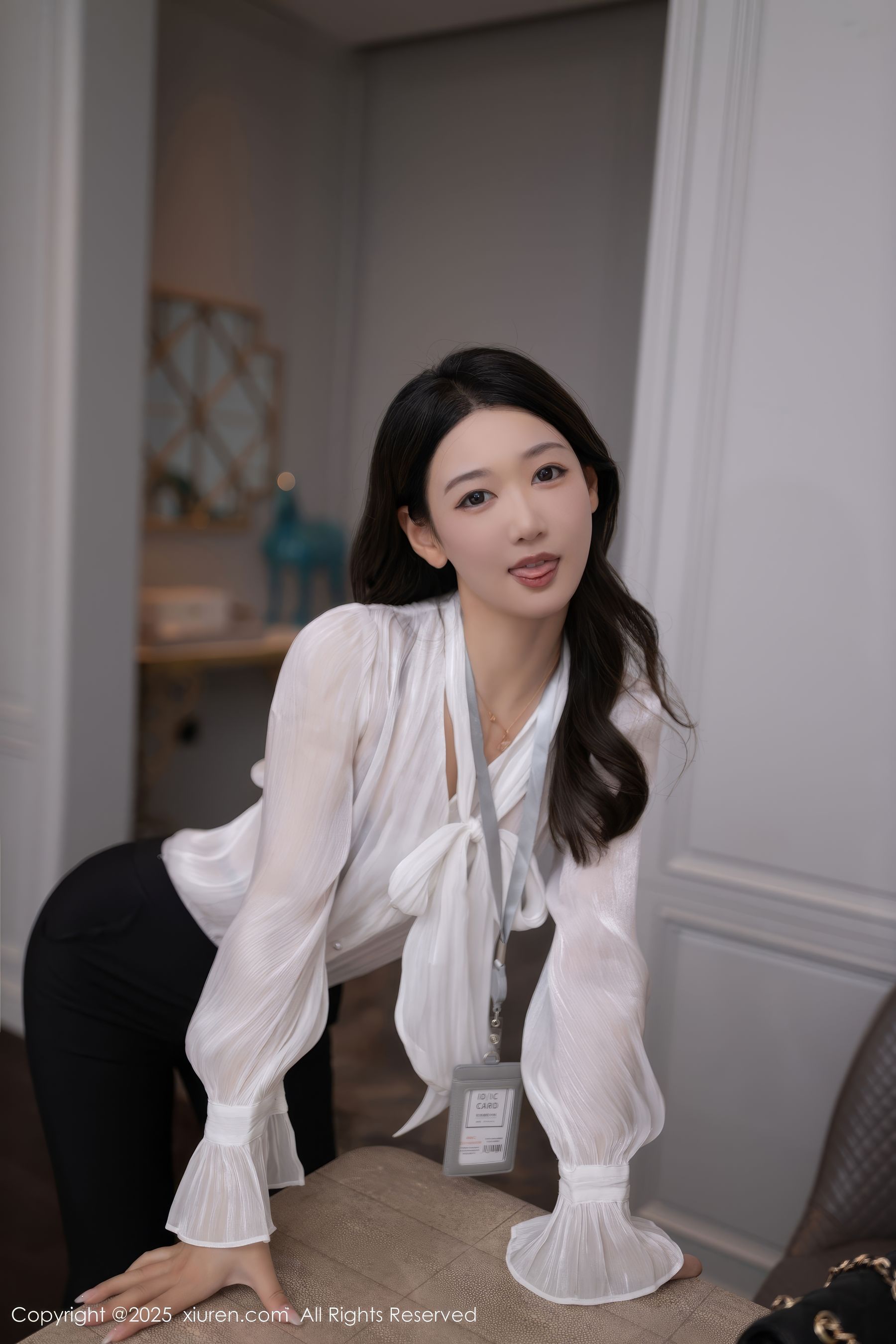 [秀人XiuRen] 2025.03.03 No.9960 唐安琪/(82P)