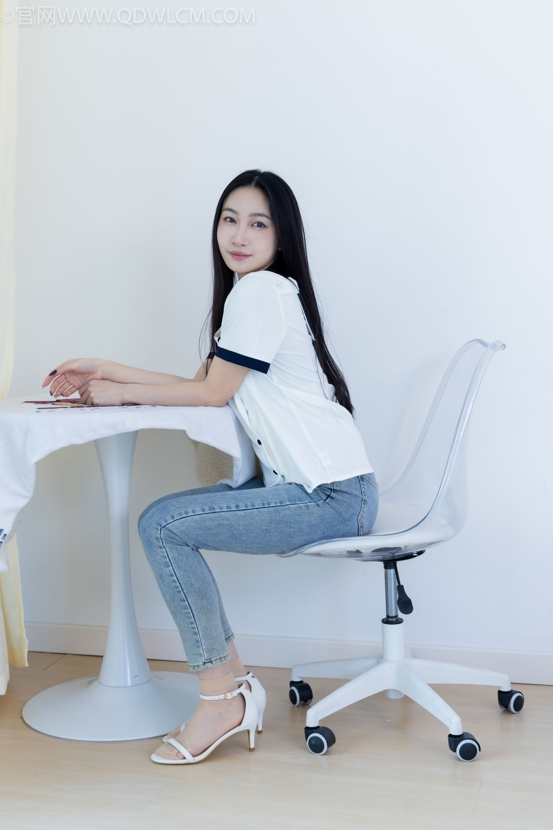 物恋传媒 No.2280 小影 - 高跟凉鞋、短肉丝/(159P)