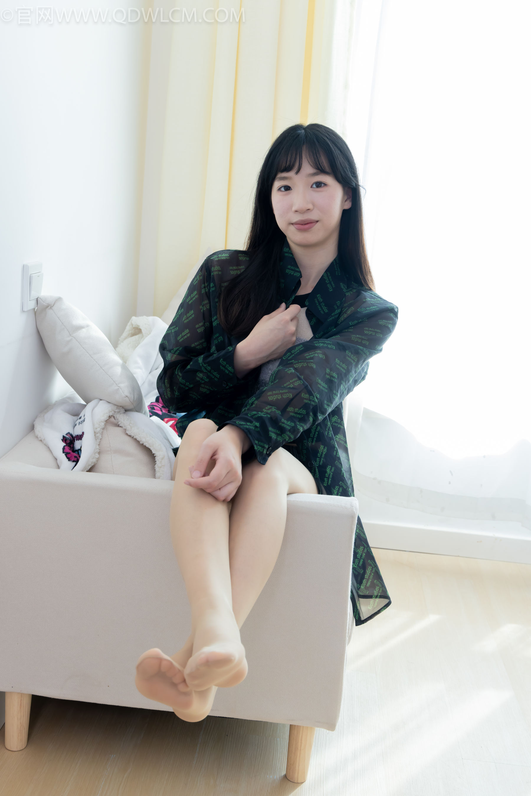 物恋传媒 No.2282 小左 - 高跟鞋、薄肉丝/(150P)